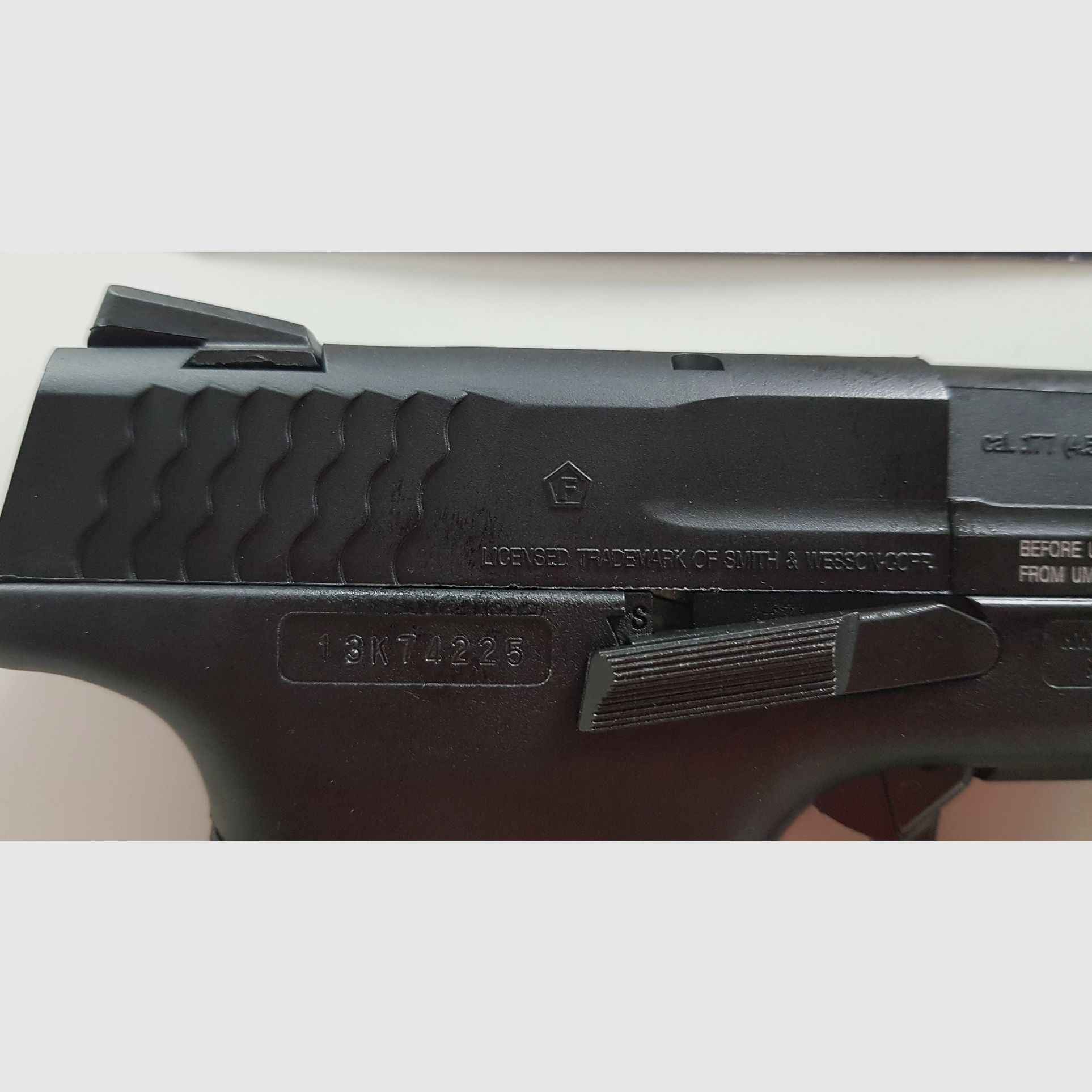 xSmith & Wesson M&P 45 4,5 mm Diabolo schwarz Co2-Pistole Luftpistole mit Pistolenkoffer