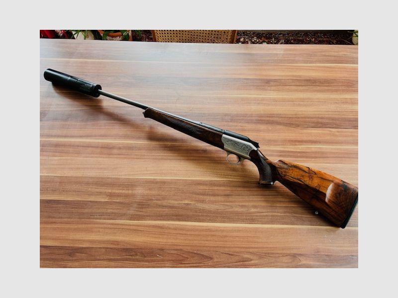 Blaser R93 Luxus Kal.8x57 IS mit Hausken SD