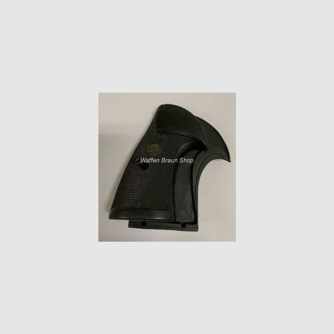 Pachmayr plastic grip for revolver