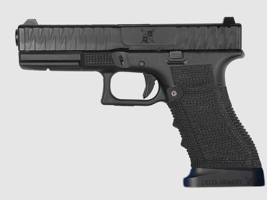 P05 GBB Airsoft Pistole mit Grip Stippling in Schwarz | Delta Armory