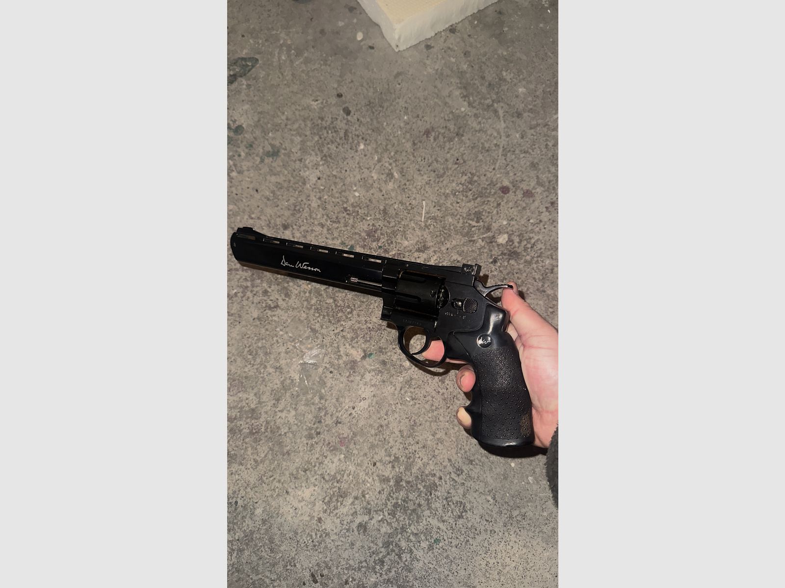 DanWesson ASG 8zoll 4,5 mm Diabolo co2