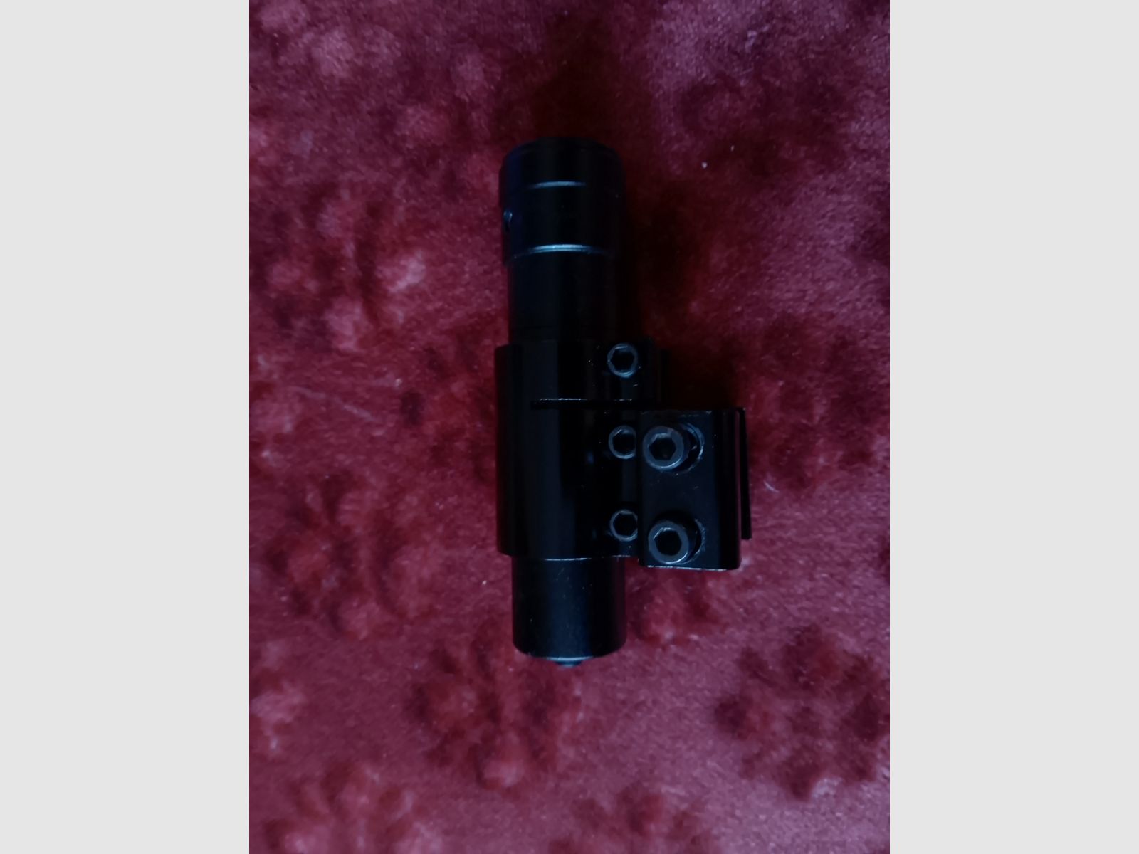 CARABINE À AIR GSG AN 500 4.5 AVEC POINT ROUGE, TRÉPIED ET MONTAGE LASER