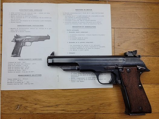 Sehr seltener und sehr schöner MAB 15 F1 Militärwettkampfpistole – 300 Ex. – 9 para – Originalbox – Sehr schönes emblematisches Stück des französischen Know-hows – Ausgezeichneter Zustand