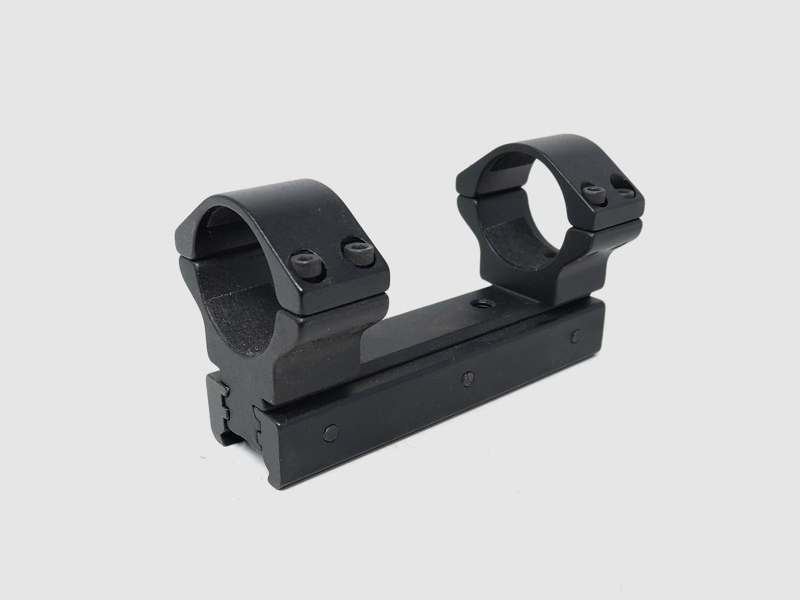 One-piece mount with 30 mm rings, image 1 of 3