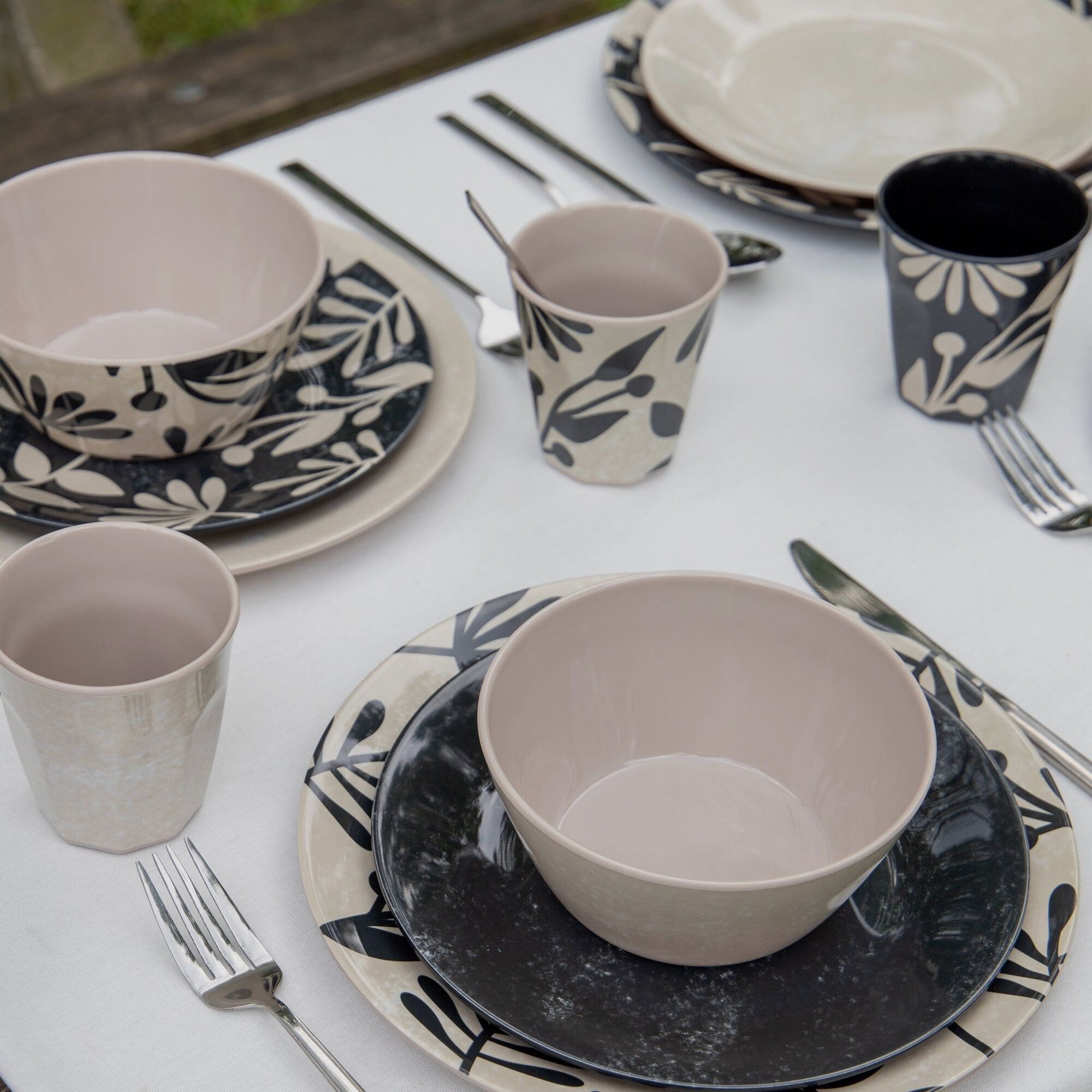 Dinnerware Set Mix & Match, 16-piece, blue/white, image 11 of 24