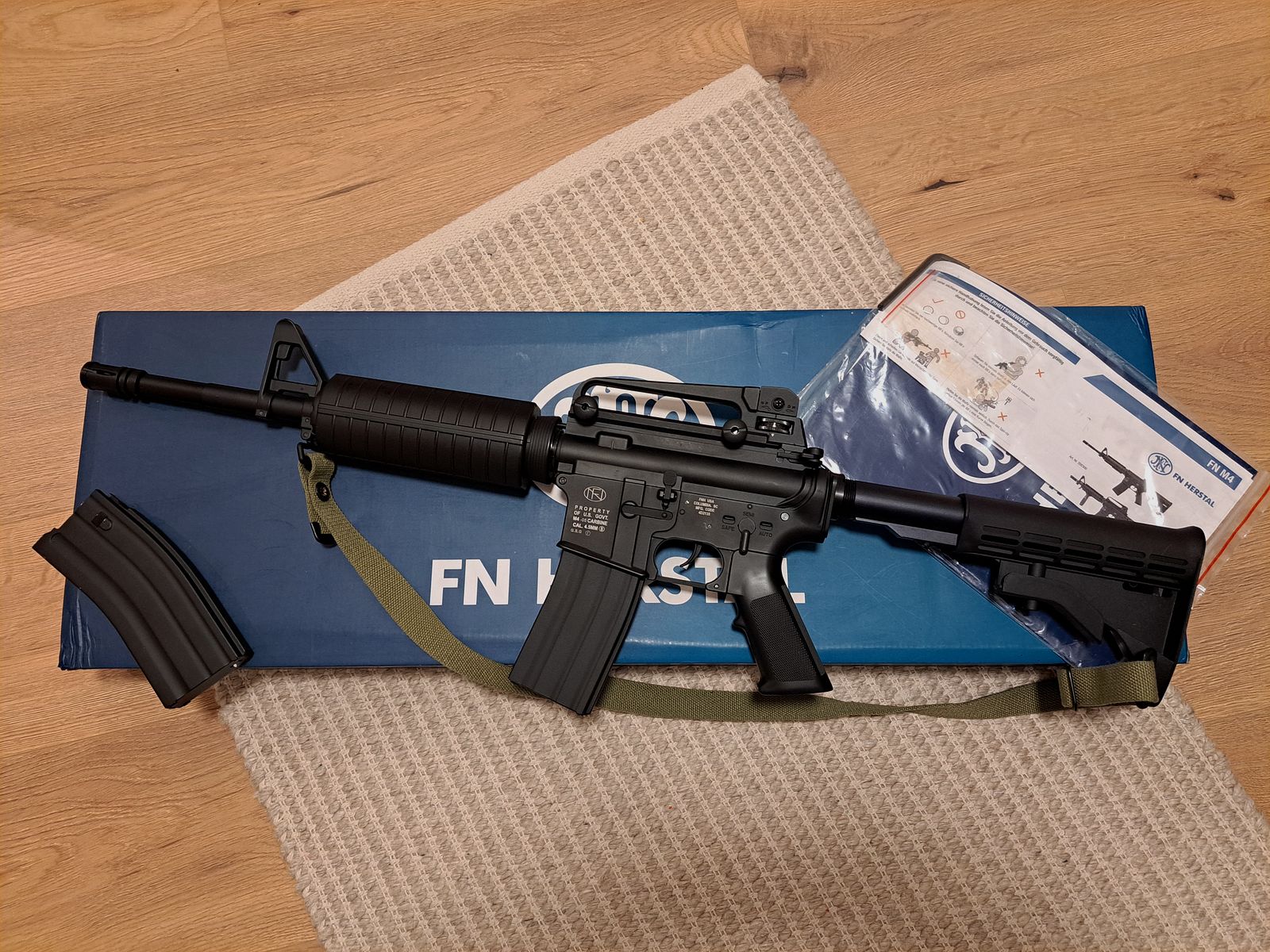 FN Herstal M4  // AR-15 Stil // 4,5mm BB / CO2 / Vietnam