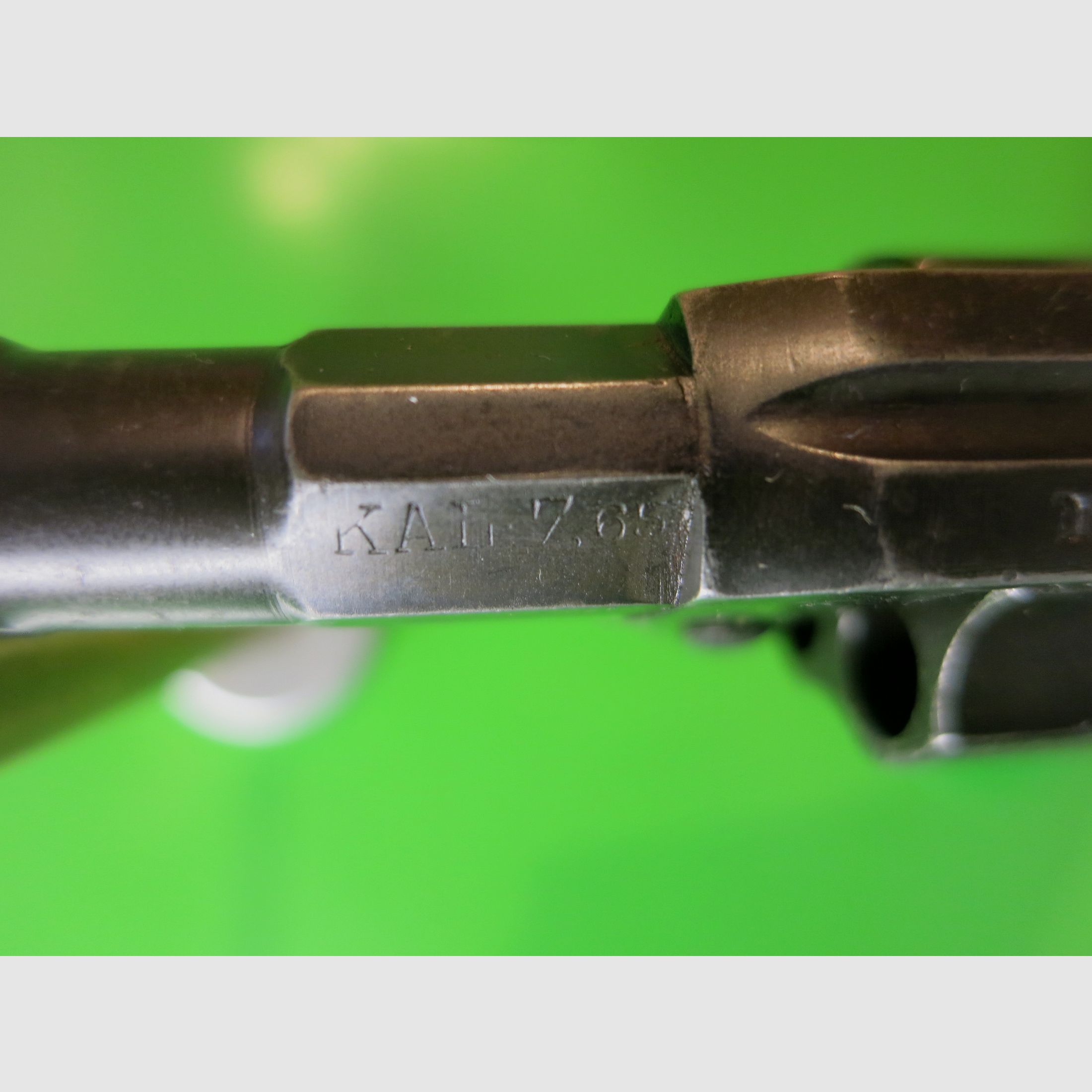 Friedrich Pickert, 'Hammerless' Revolver, Arminius Modell 7, Kal. 7,65 mm Browning     #90-