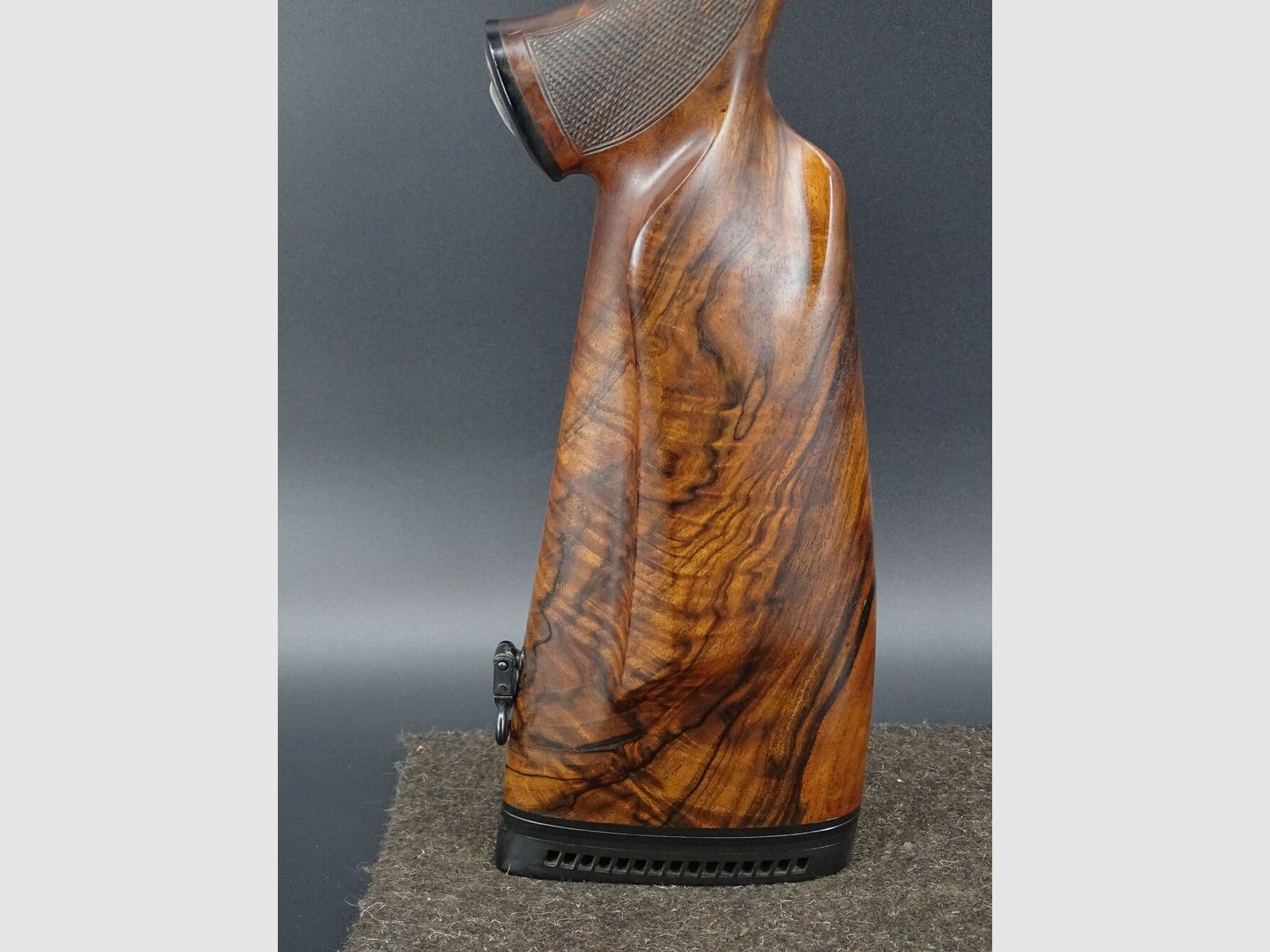 Blaser SR 850 / 88 kaliber .375 H&H kastwapen SR 850 / 88