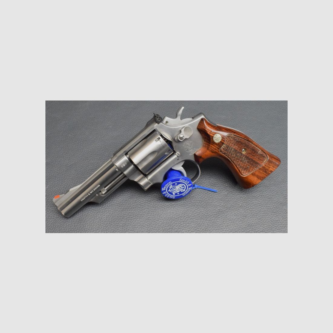 Smith & Wesson Mod. 66, Kaliber 357Magnum. 4" Lauf, stainless, sehr gut