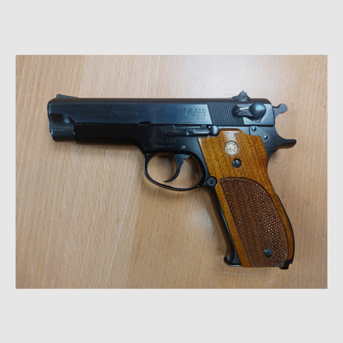 Smith & Wesson, USA M 39-2