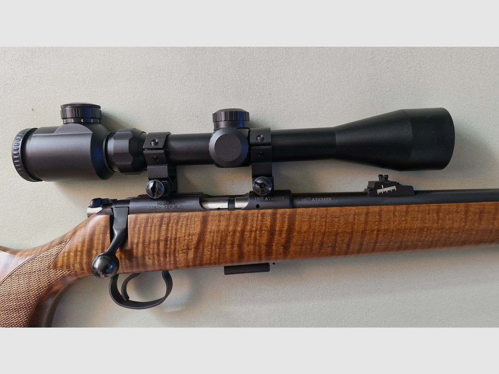 KK bolt-action rifle CZ ZKM 455 Luxus .22lfb with scope (red dot) and aluminum transport case all like new