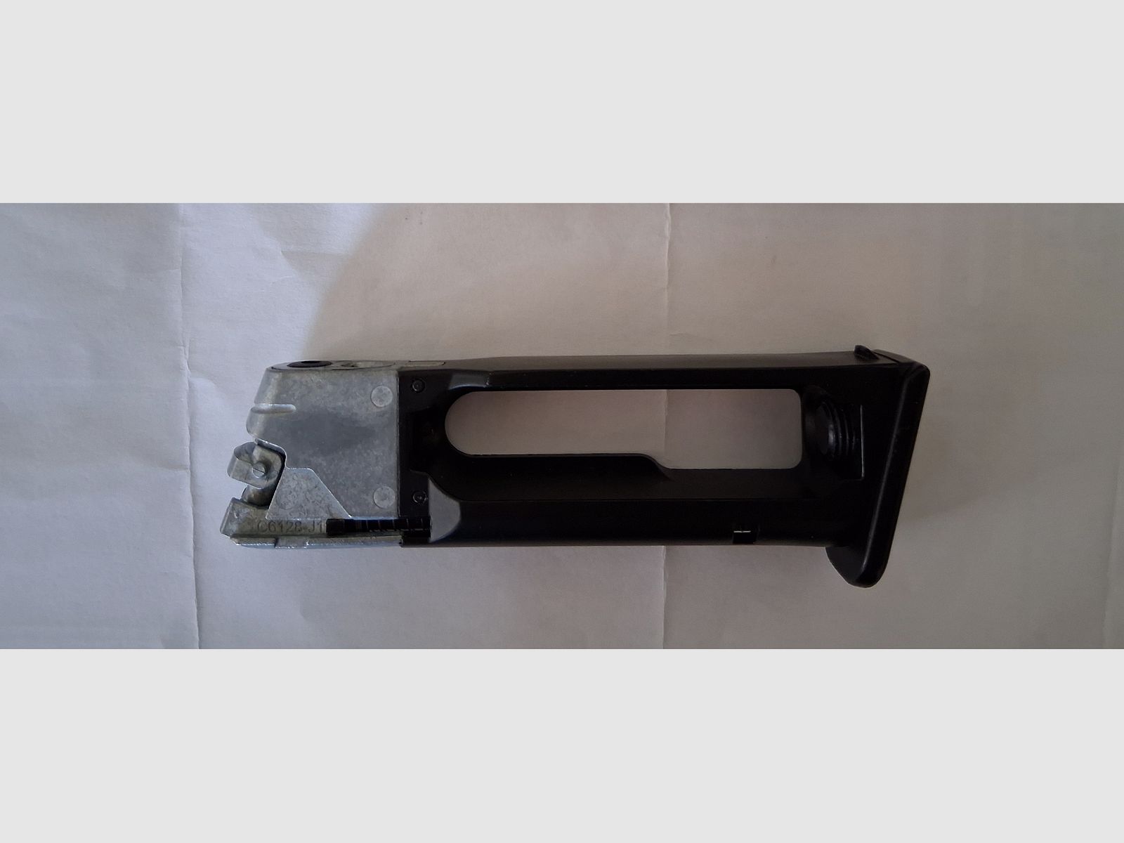 Magazin für CO2 Pistole ISSC M22 WG Blow Back, Kal. 6 mm BB, (neuwertig)