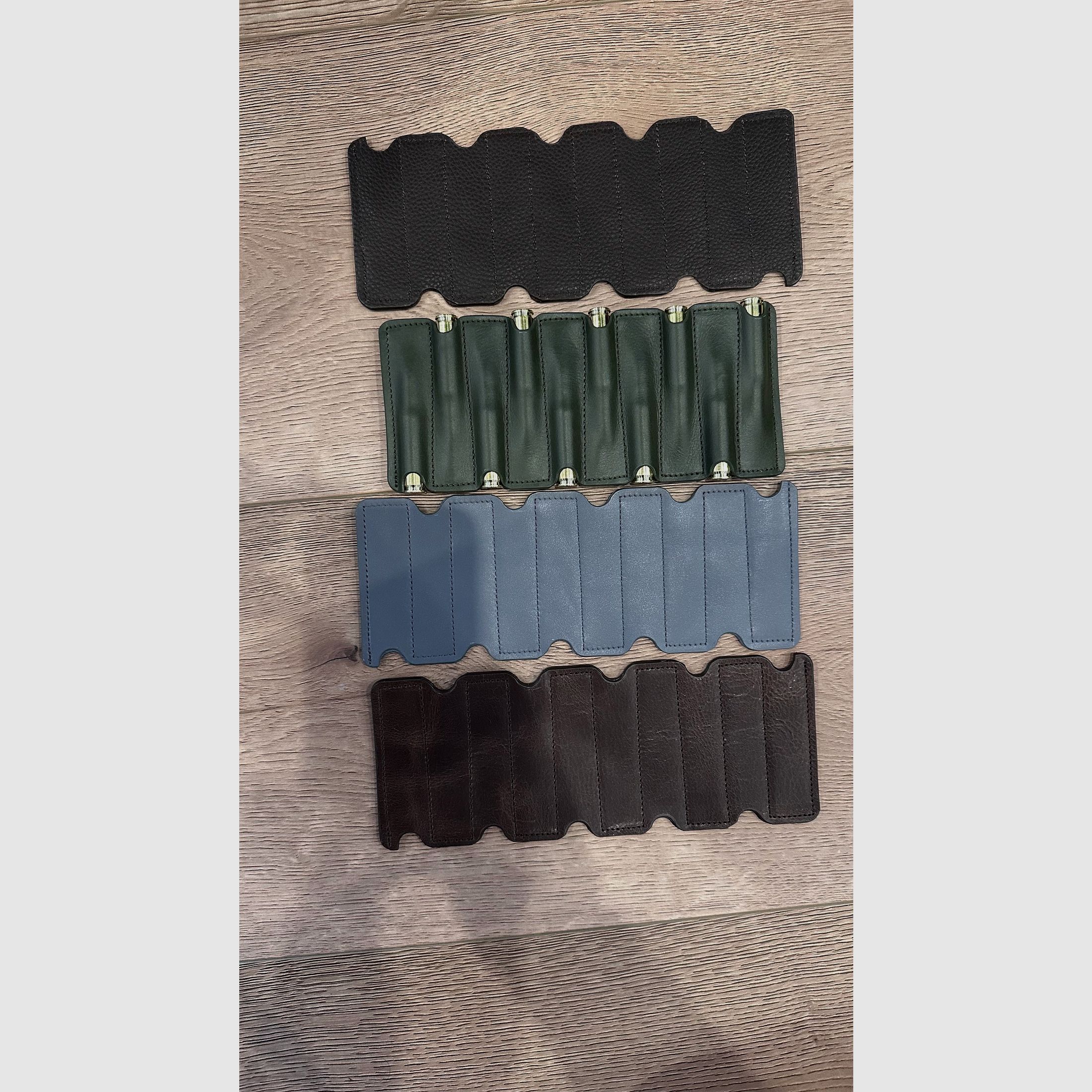 - Memburu - Patronenetui Etui Patronentasche Ledertasche Munitionstasche 