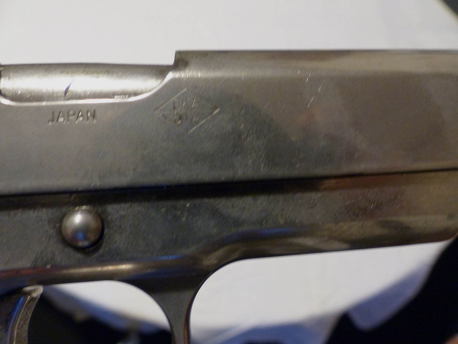 Colt Government Pistole M-1911A1-67 Cal. .45 ACP RMI Japan Vollmetall Deko 70er