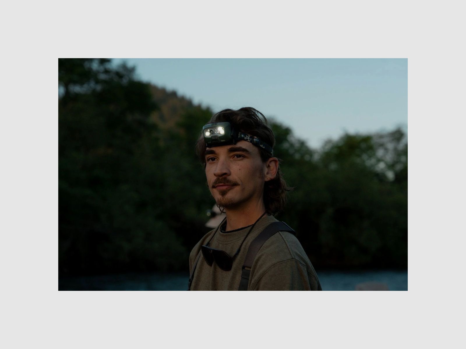 LEDLENSER Stirnlampe HF8R Core RGB Camo