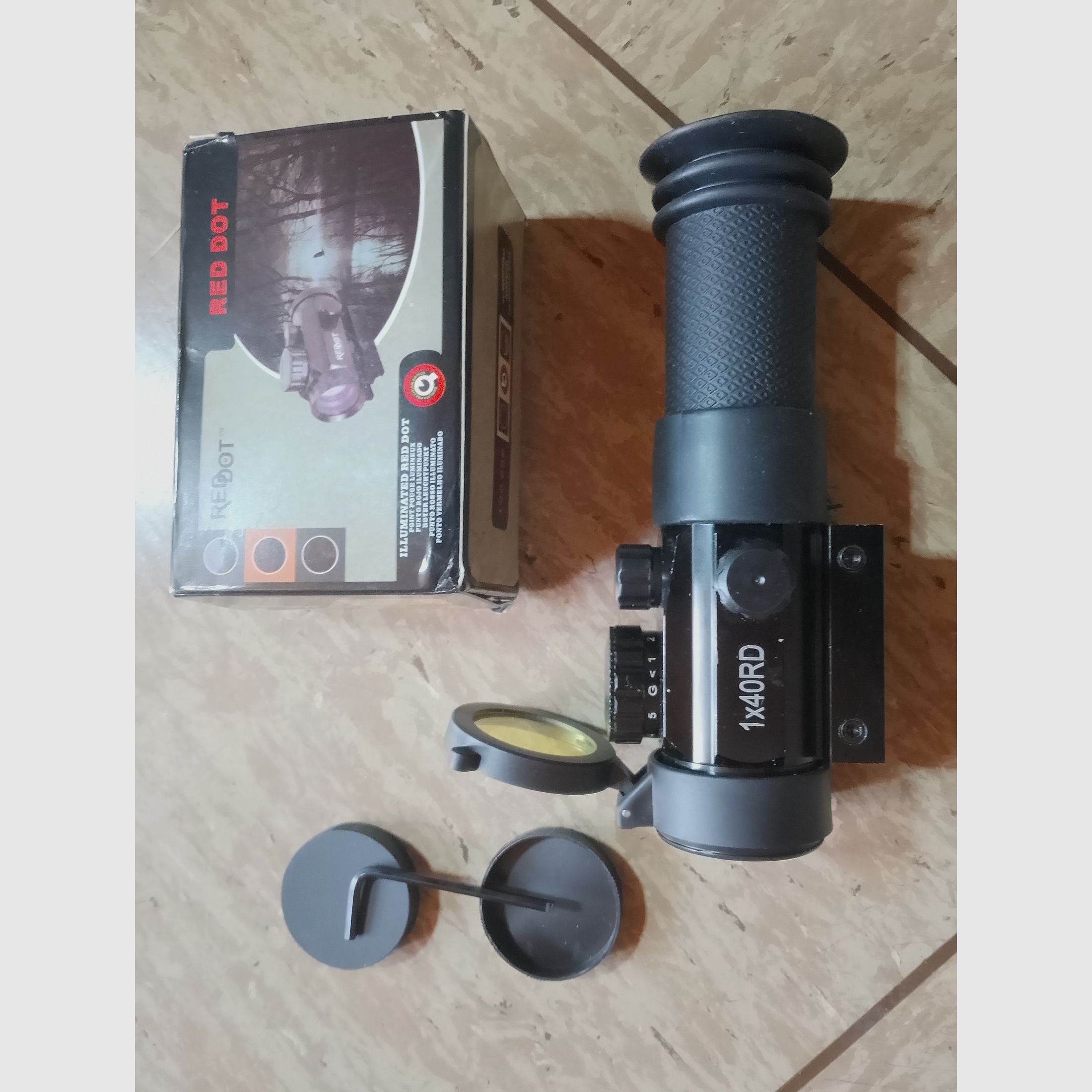 Red DOT red or green crosshair with sunshade cap yellow 11mm rail 21mm Picatinny new