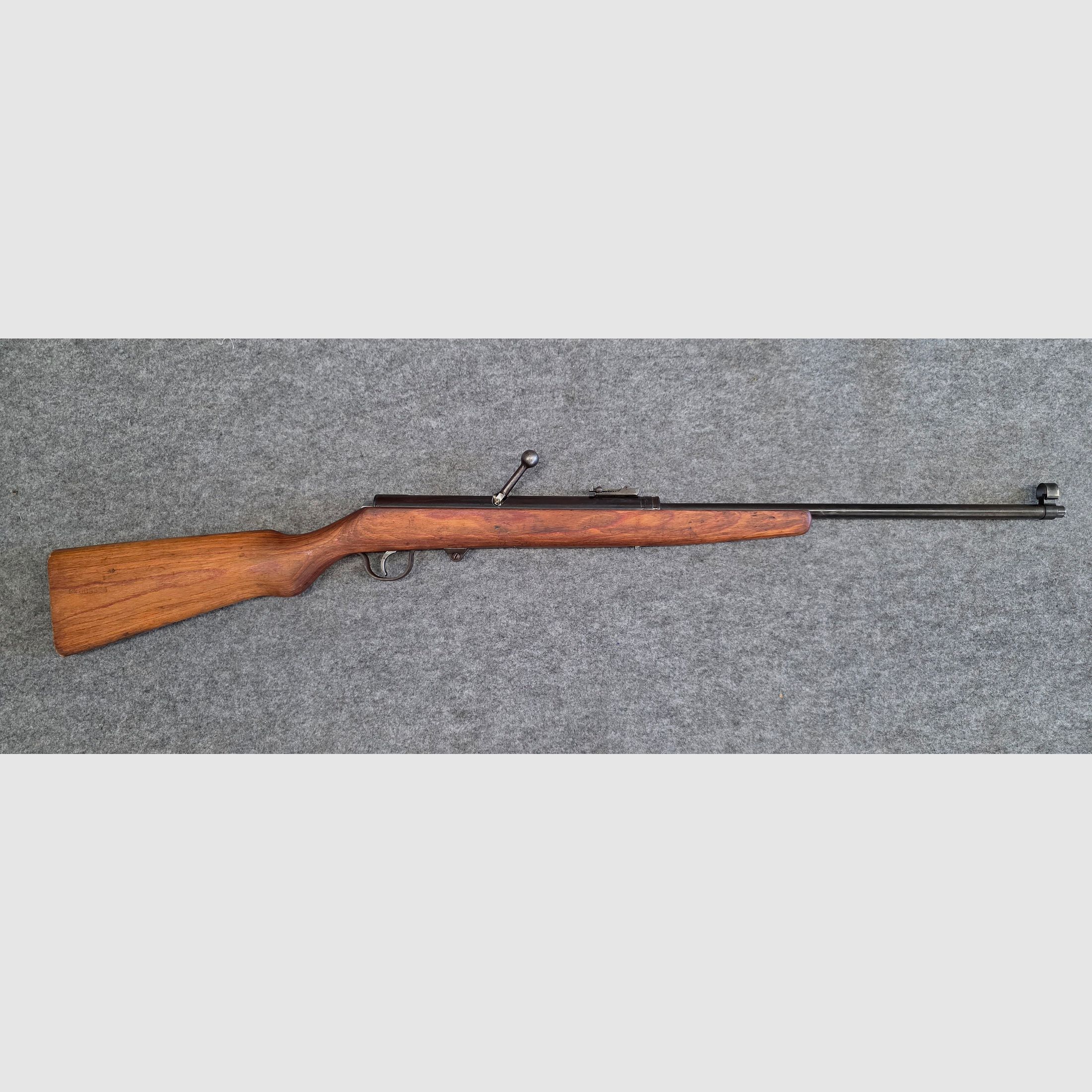 Haenel Mod. 49a met laminaatstock uit 1959 in goede staat, doorlader, geen 310