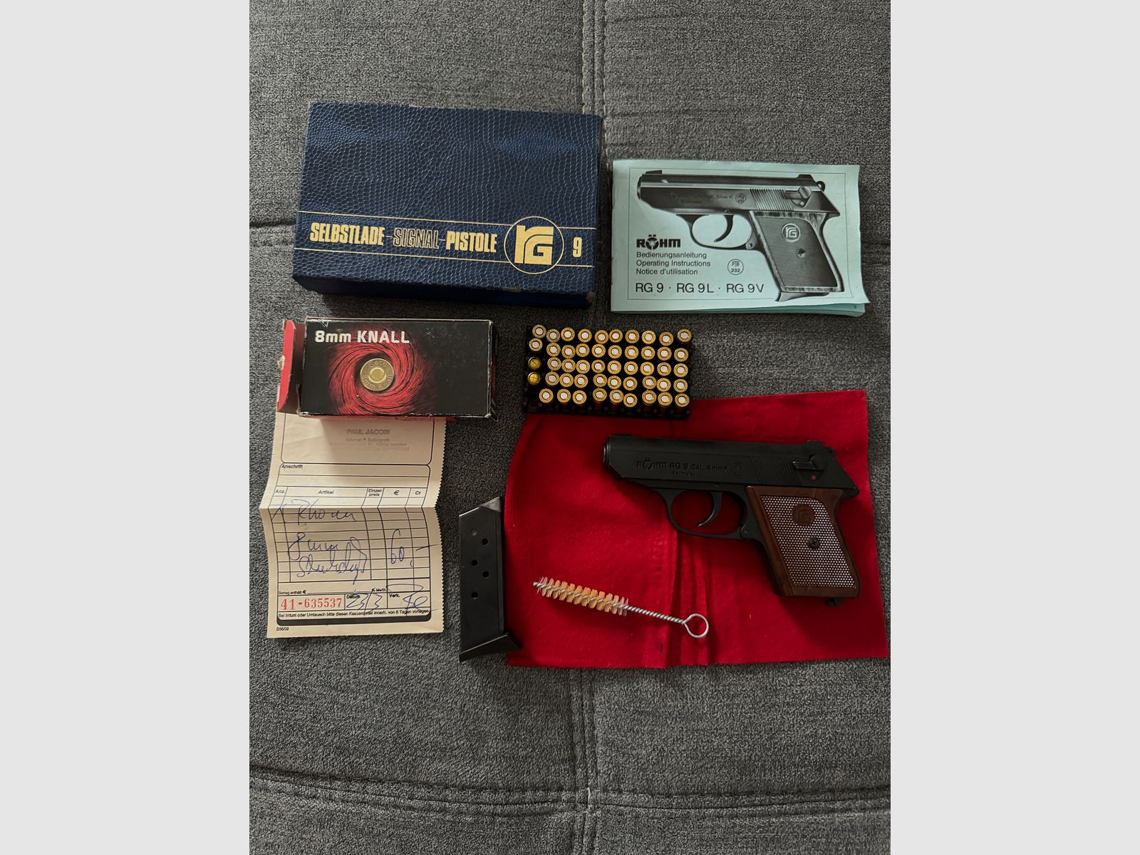 Pistola a salve Röhm RG 9 (8mm K, PTB 413) – set completo da collezione con OVP & munizioni
