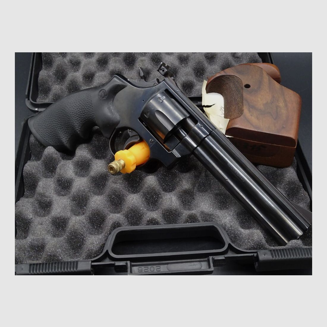 ERMA ER 773 caliber .32 S&W long 6" match grip ER773