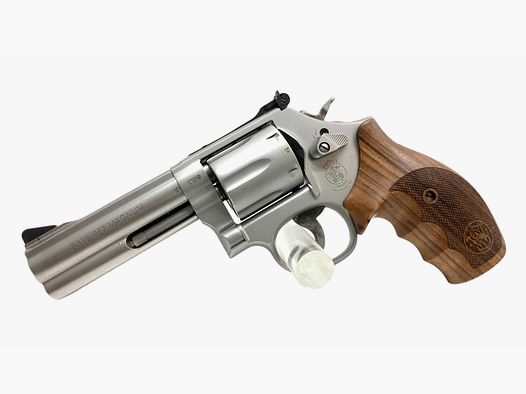 Smith & Wesson S & W Révolver Mod. 686 Sécurité Spéciale 4″ RB