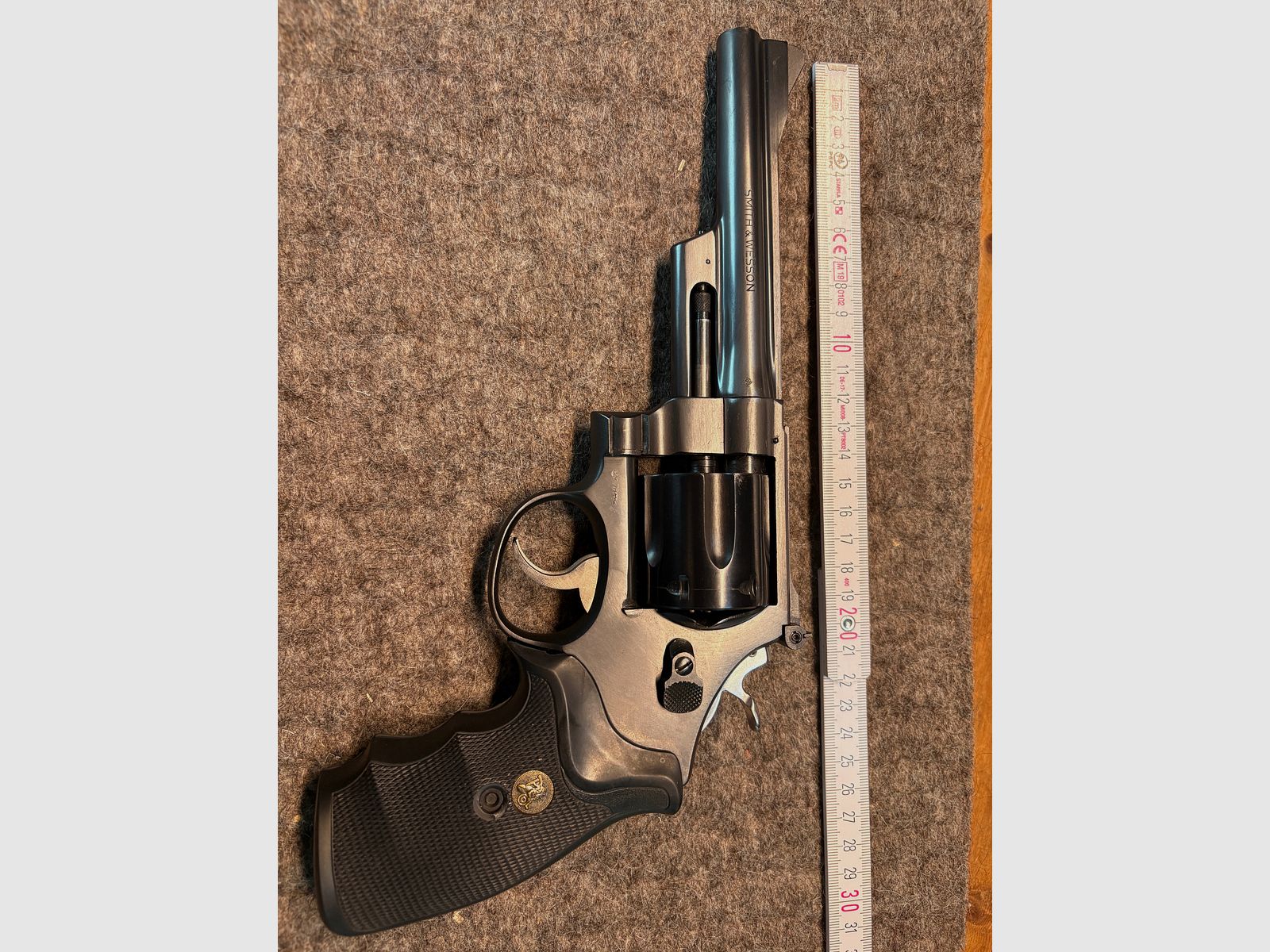 S&W Mod. 28 Highway Patrolman Revolver .357 Pachmayr Sickinger 6