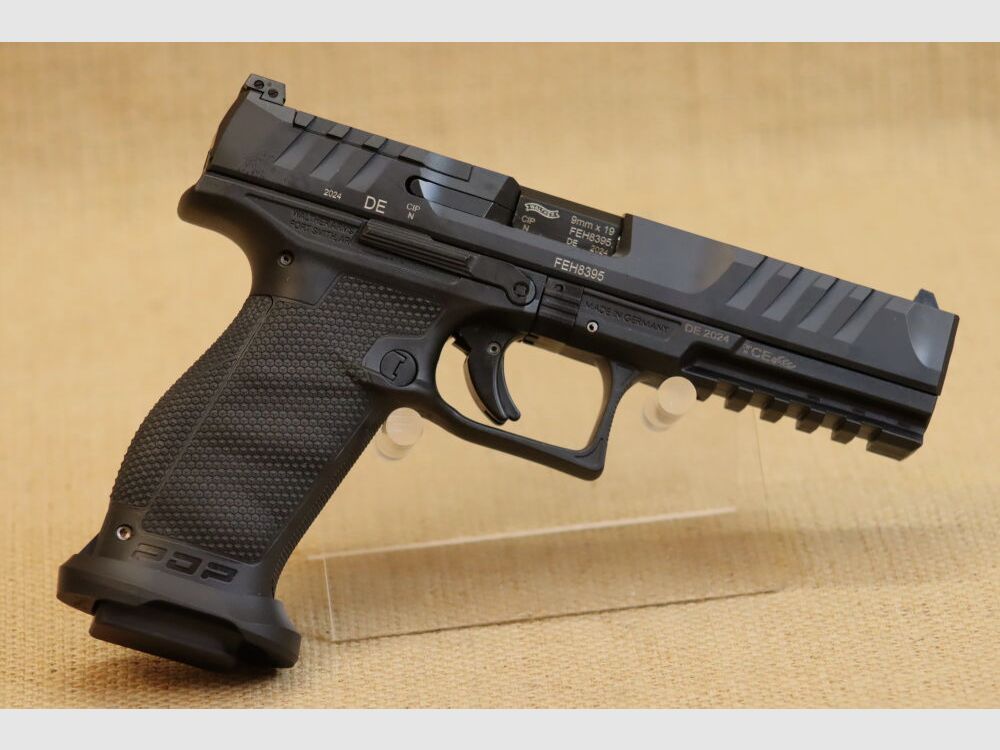 Walther Pistole PDP Full Size V2 – 5" OR, 20 Schuss 9mmLuger, mit 2 x 20 Schuss Magazin u. Magazintrichter
