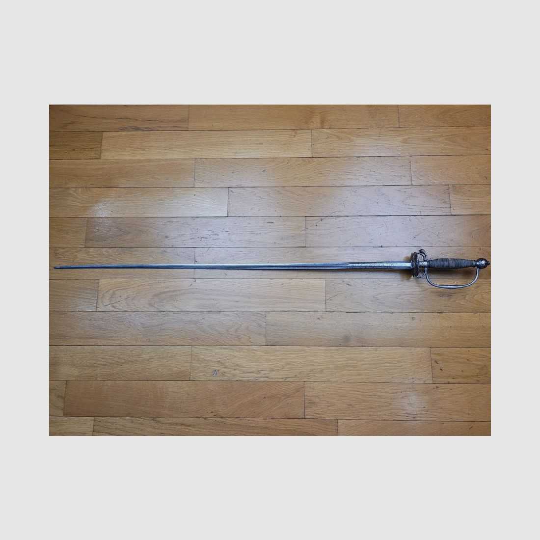 Schöne XVIII. Jahrhundert „Musketer-Schwert“ – ca. 1740 – Stahl mit Gold- und Silberinlays – unberührt – Klinge von 77 cm – seltenes und funktionales Stück – Um in Versailles zu glänzen oder die Übeltäter zu jagen! TBE-, Bild 19 von 24