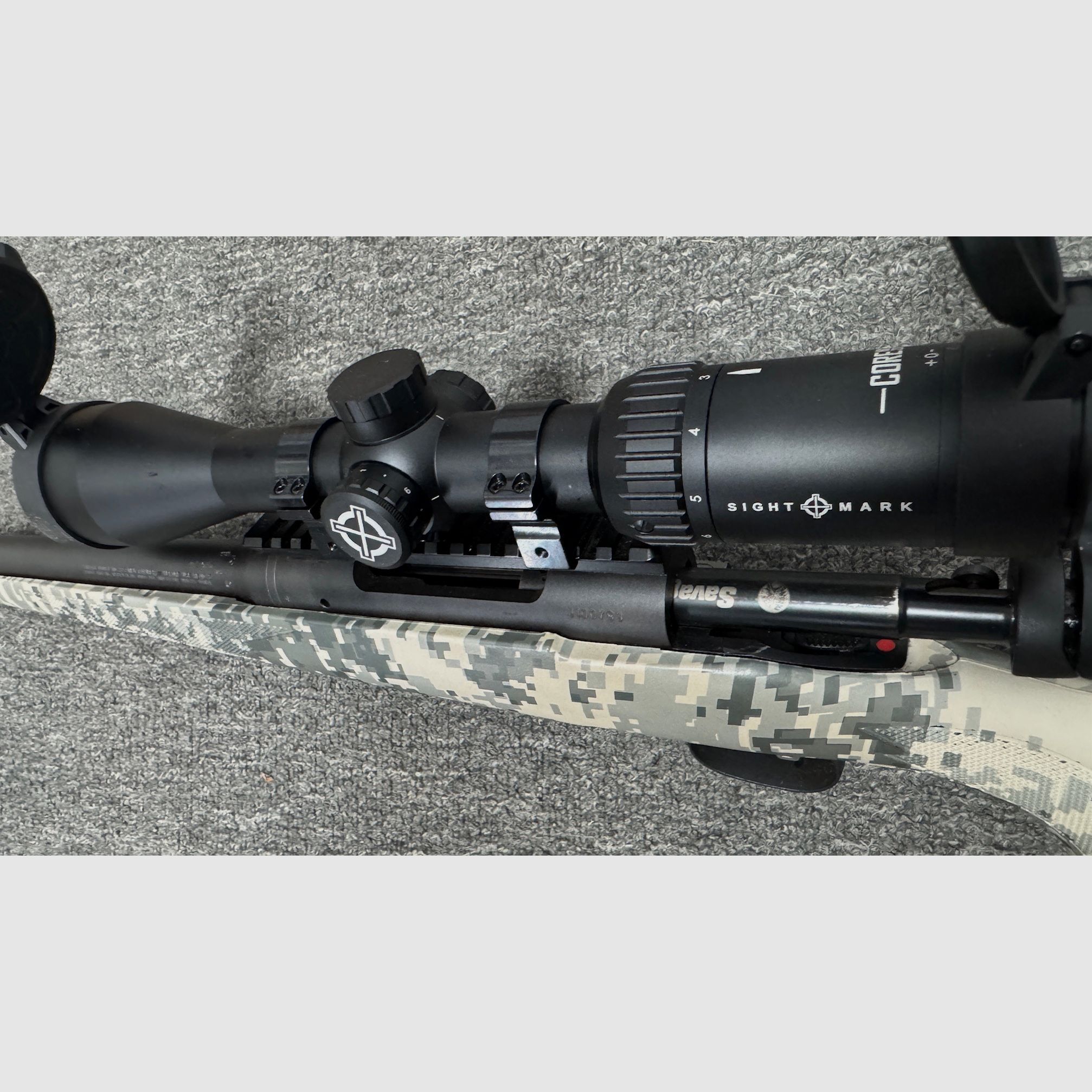 Savage 10 .223 Rem. mit 3-9x50 LP & Schalldämpfer