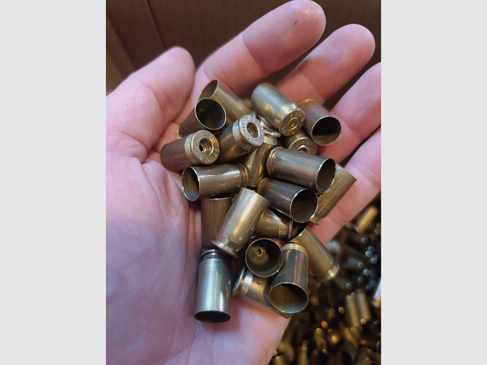 2800 bossoli bossoli in ottone . 45 ACP (calibrati e accesi) 