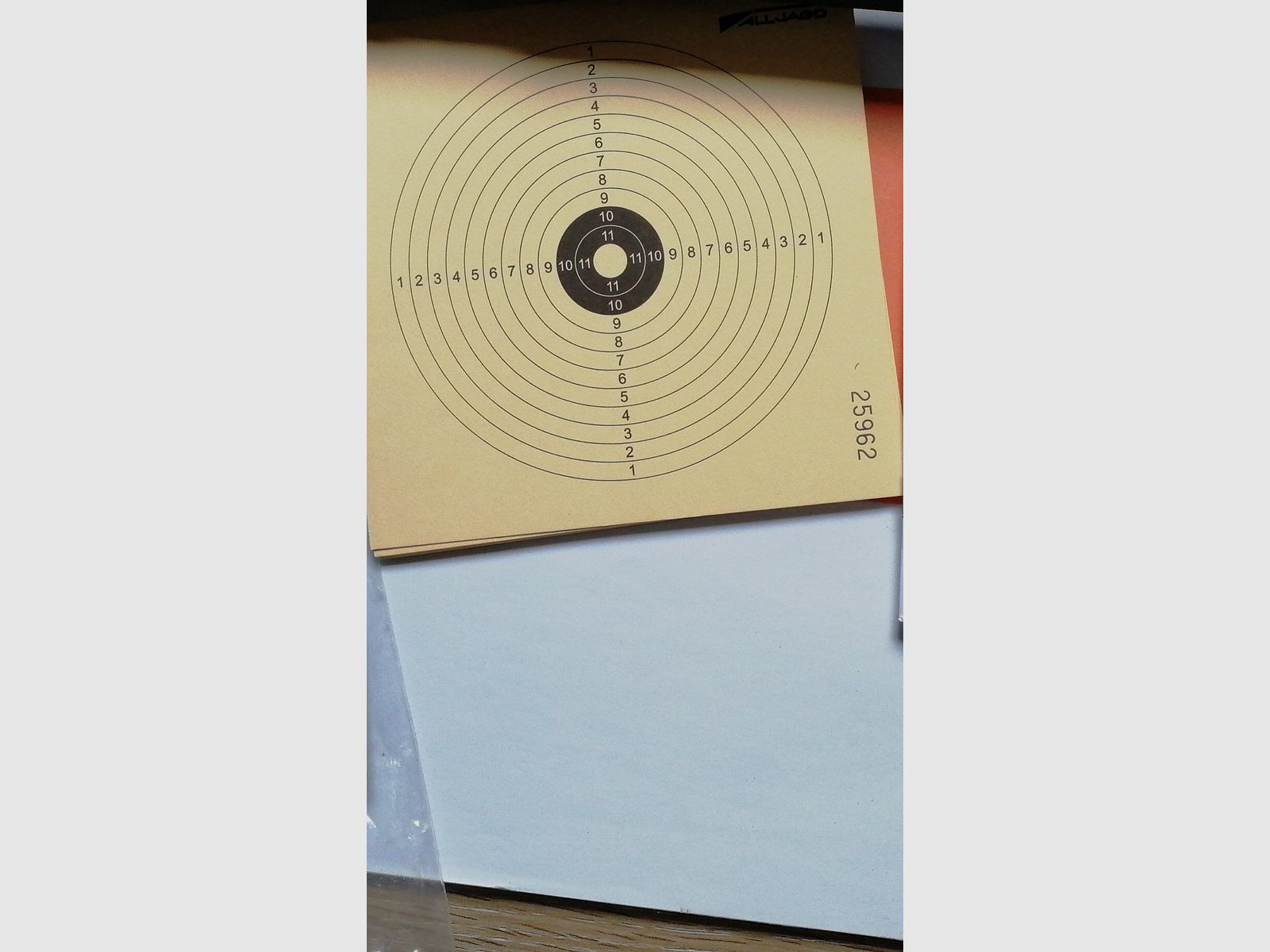 Beretta Mod. 92 FS air pistol nickel-plated with double Kst grips / like new + accessories