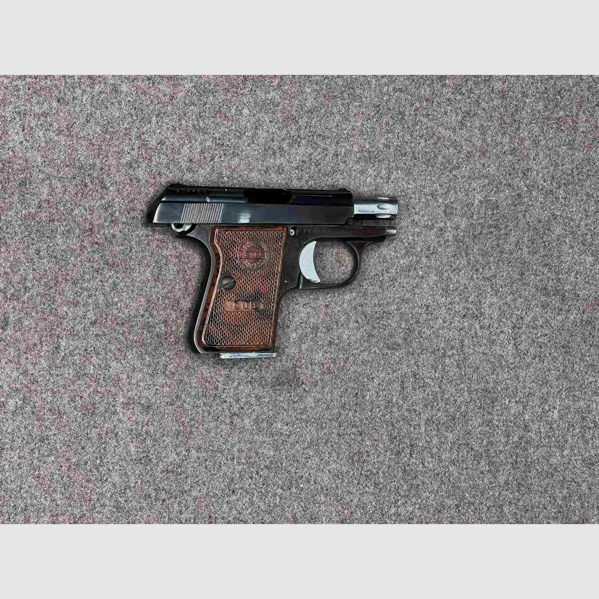 Astra-Uncetay CIA 6,35 mm Browning