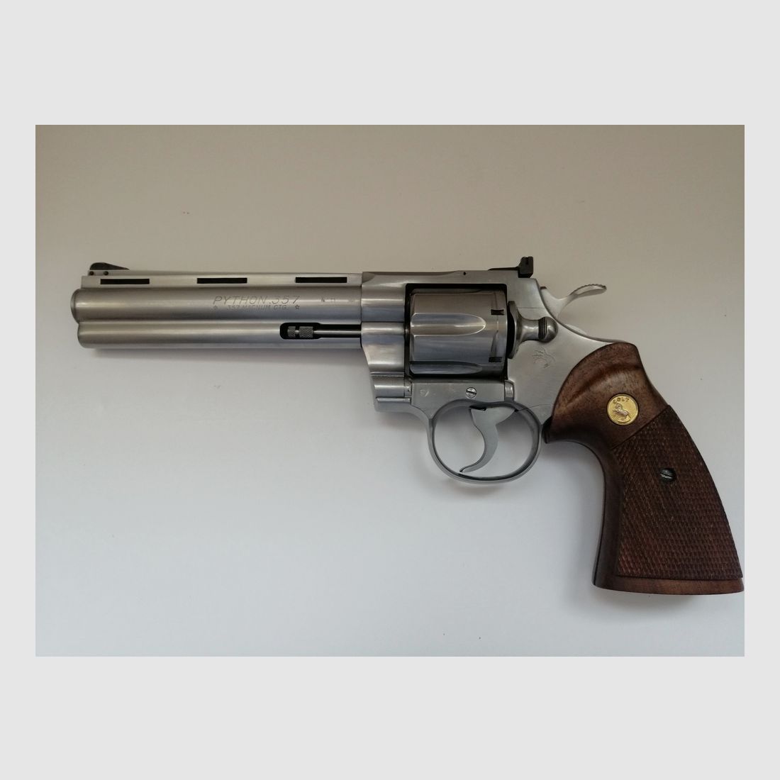 Splendido Colt Python 357 Magnum – prima del 1983 – Condizioni straordinarie – Valigetta – Strumenti, immagine 2 di 12