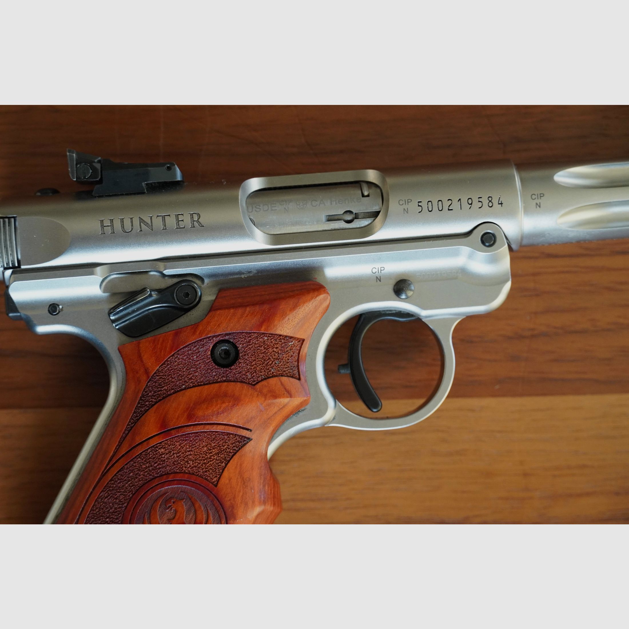 Ruger MARK / MK IV Hunter 6,88" Edelstahl im Kaliber .22lr
