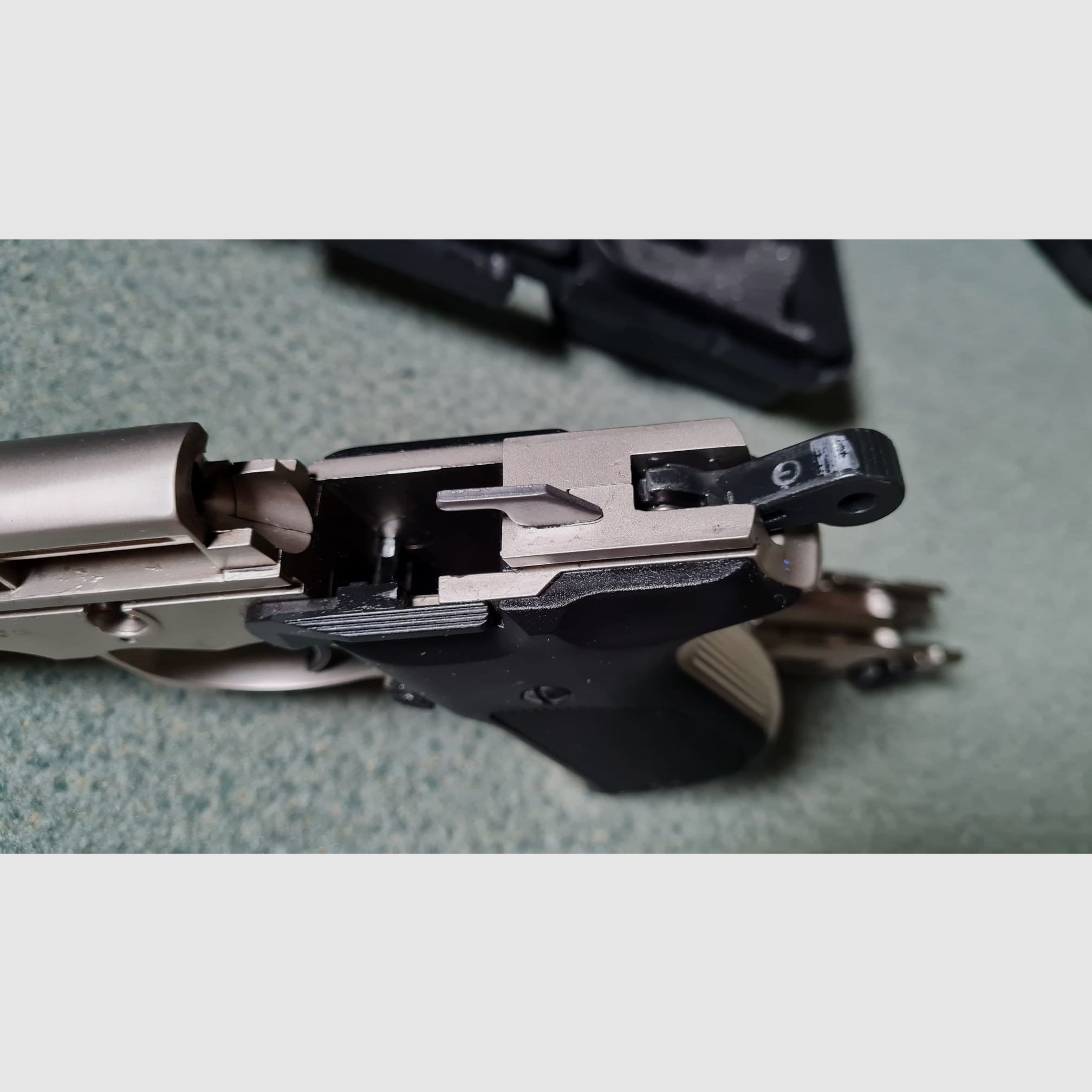 Walther P88 Schreckschuss Pistole 9mm P.A.K. bicolor/vernickelt