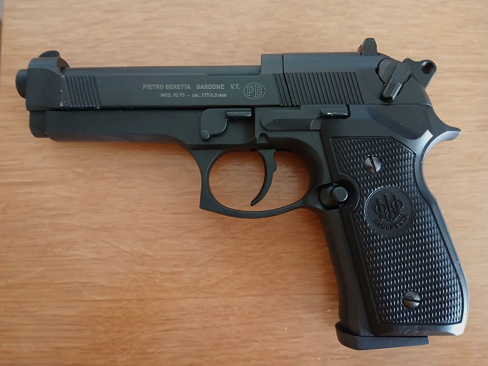 Beretta CO2 Pistole M92 FS 