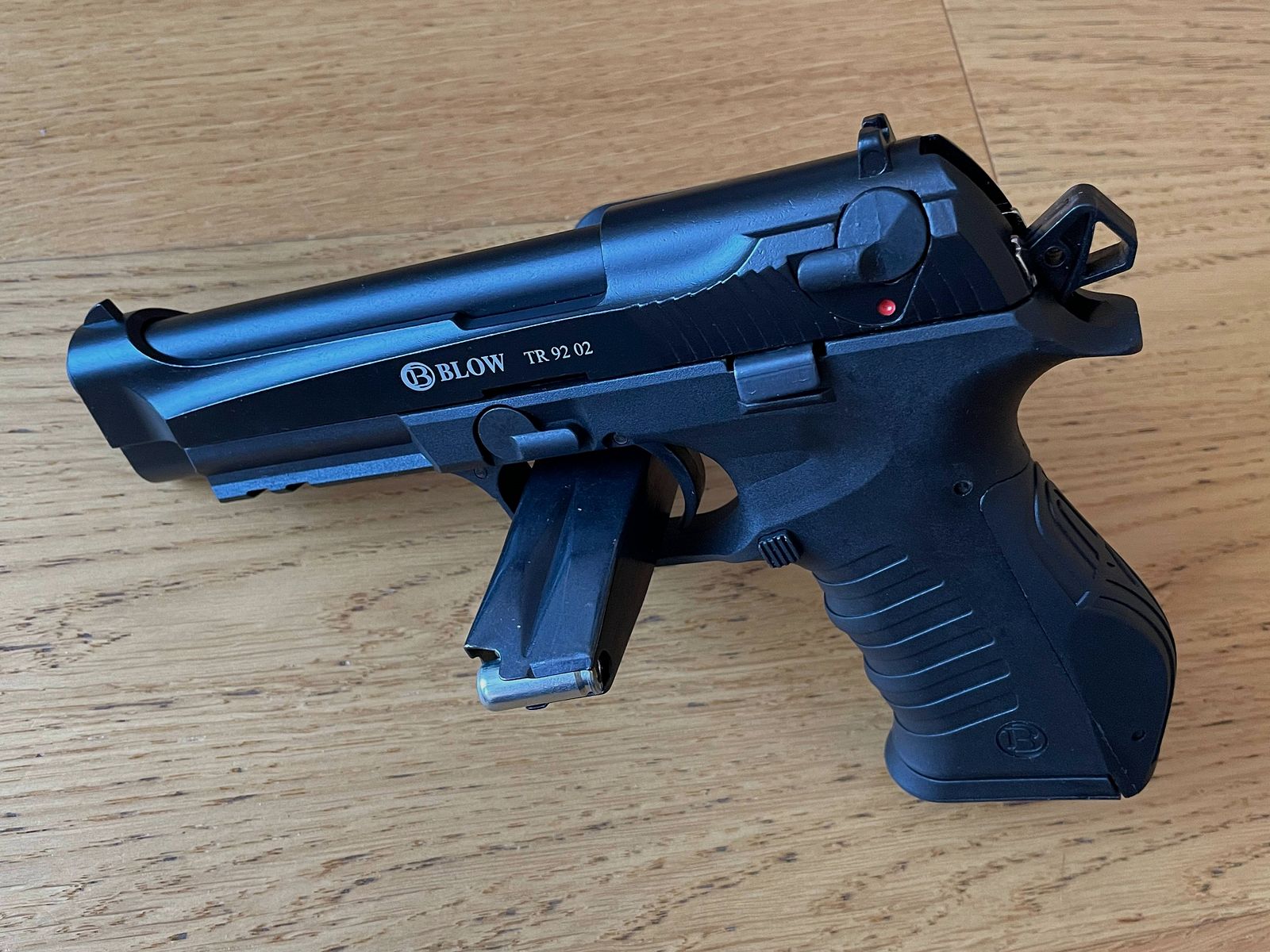BLOW TR92-02 Black – 9 mm P.A.K. / Beretta M9A3 / M9A4 Style – Wysyłka na terenie całej UE / EU-Wide Shipping, zdjęcie 10 z 11