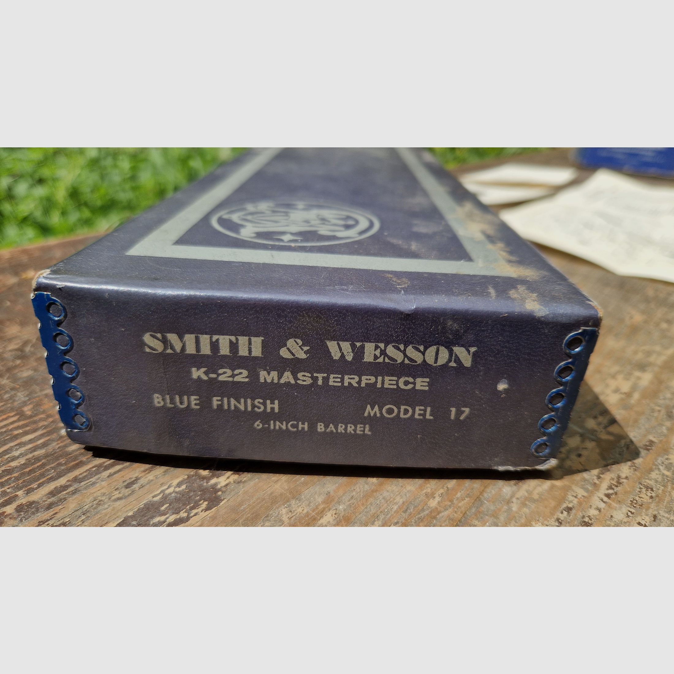 1955 VTG SMITH & WESSON MOD 14 MOD 17 ALTER KARTON SCHACHTEL MIT EXPLOSIONSZEICHNUNG UND ZUBEHÖR