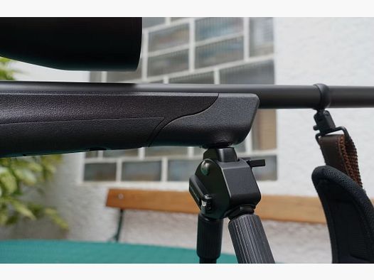 Blaser K95 bipod - opname inclusief voorhandafsluiting