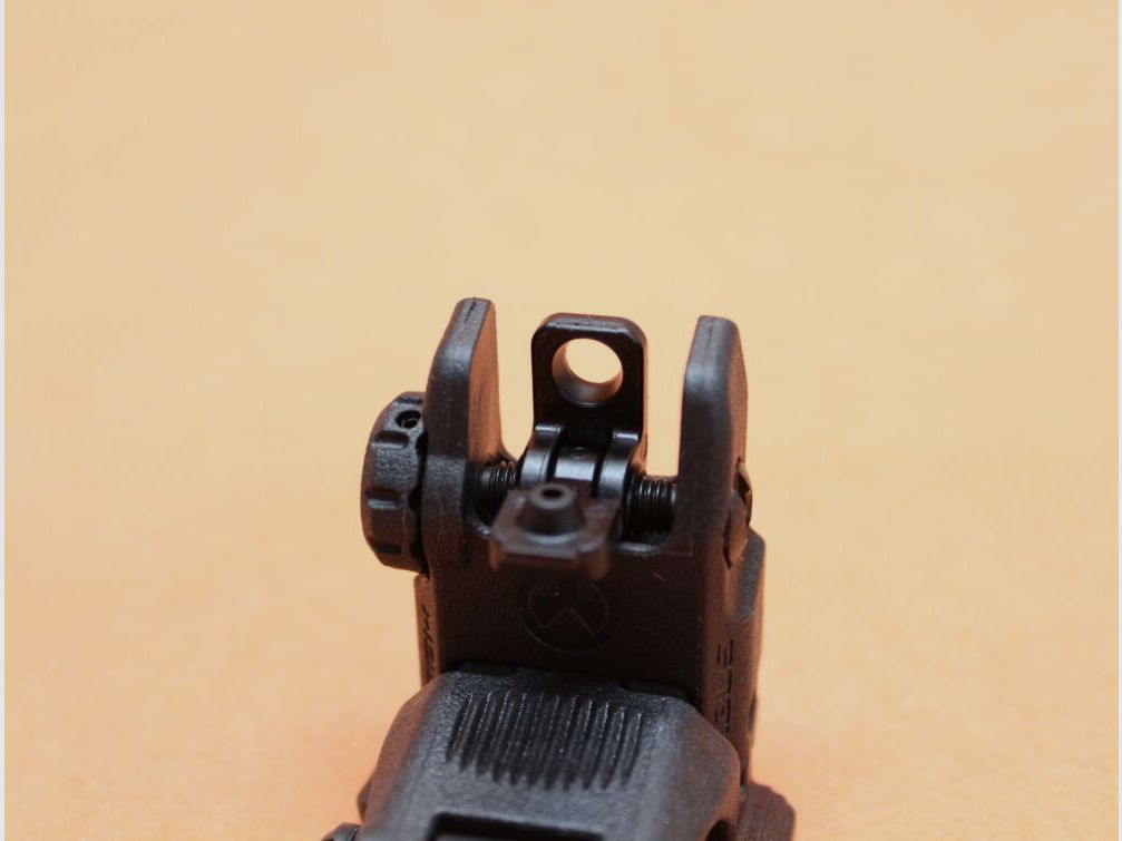 Magpul Magpul MBUS Flip-Up Front and Rear Sight SET Handguard Mount Polymer Black Flip sight and flip post