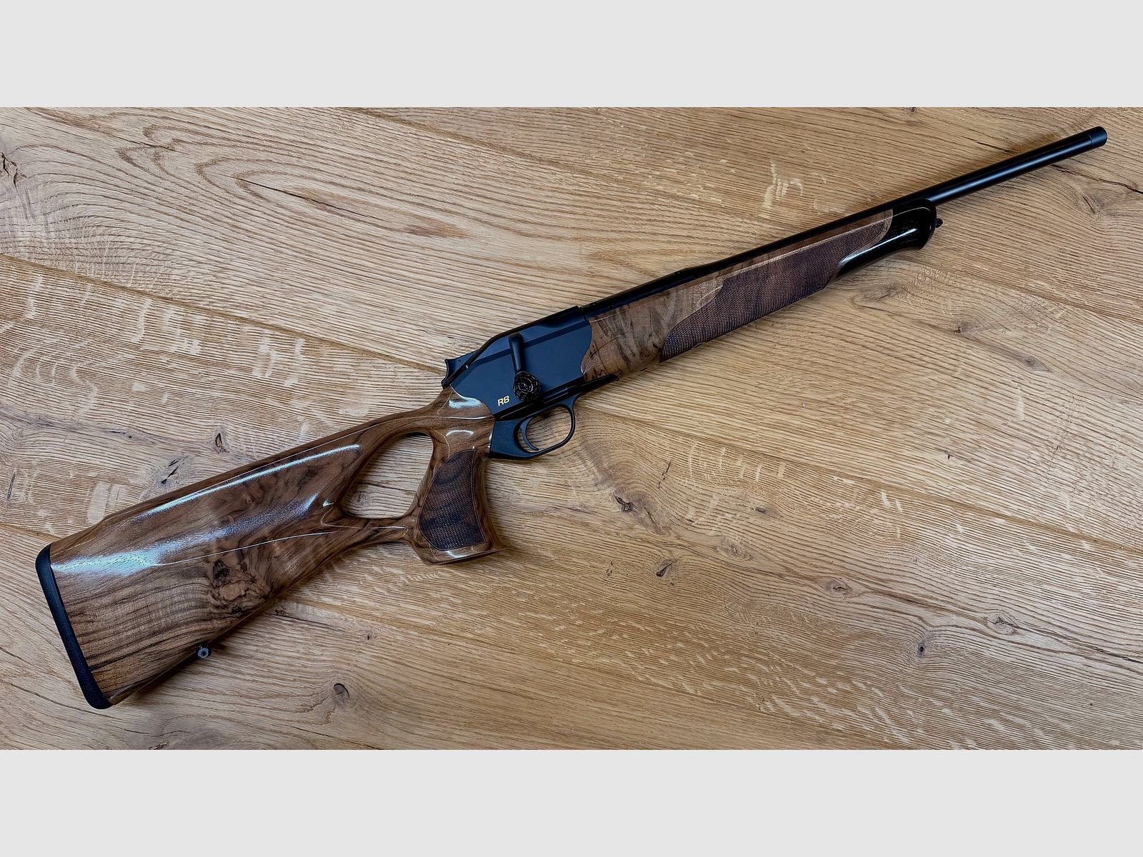Blaser R8 Success / Holzklasse 4 / Kaliber u. Lauflänge nach Wahl / absolute Gelegenheit