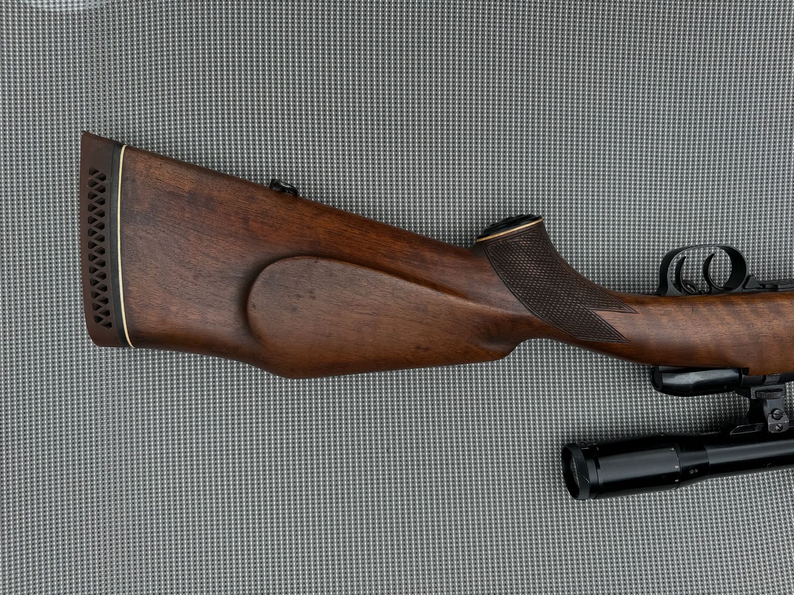 Mauser Modell 2000  .375 H&H Magnum mit Zeiss Diavari 2,5–10x50 & Suhler Einhakmontage