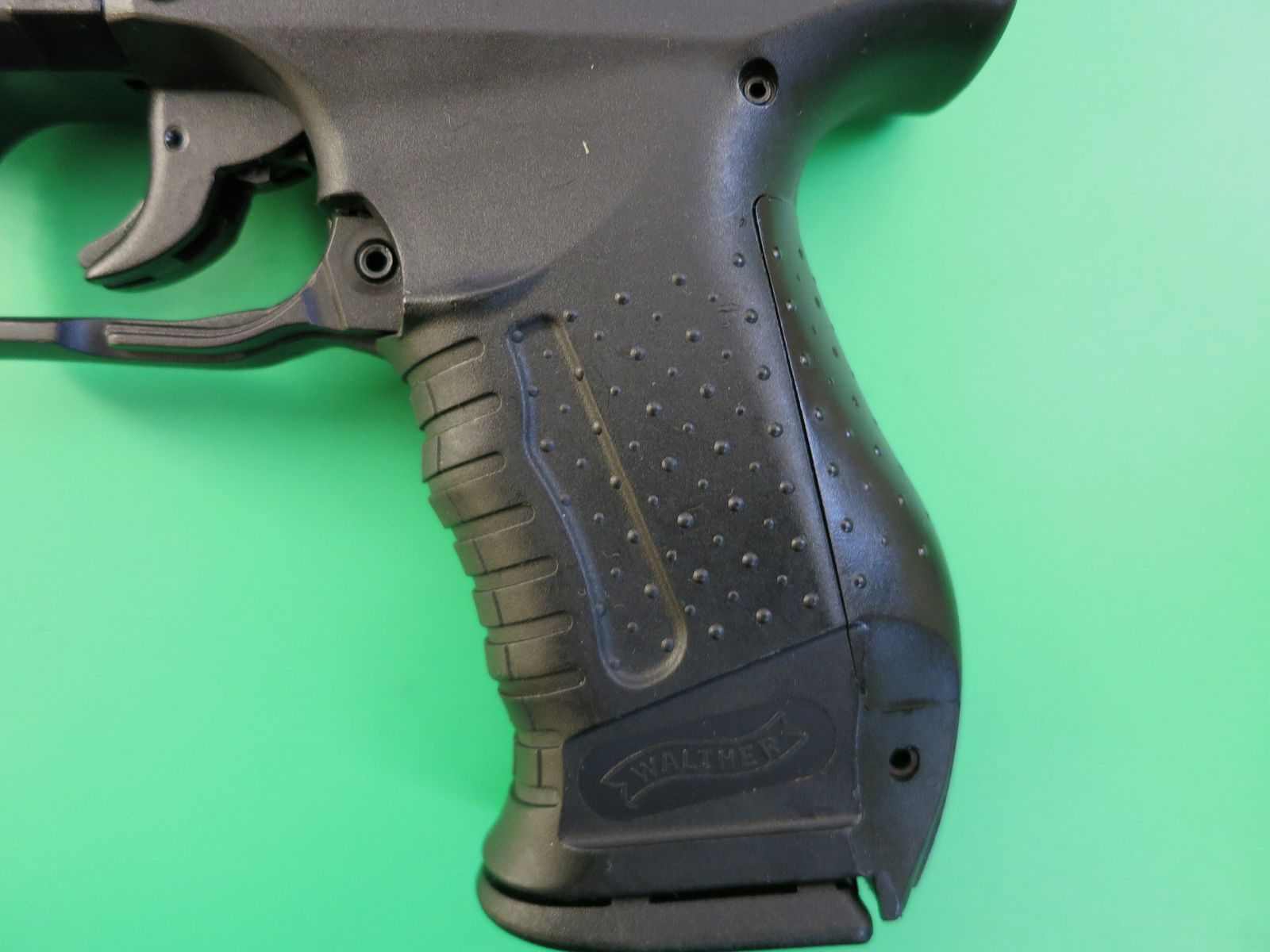 „Pistola di polizia“ Walther P99, 9 mm Luger, Set completo Polizia Bavarese BYP, James Bond #26