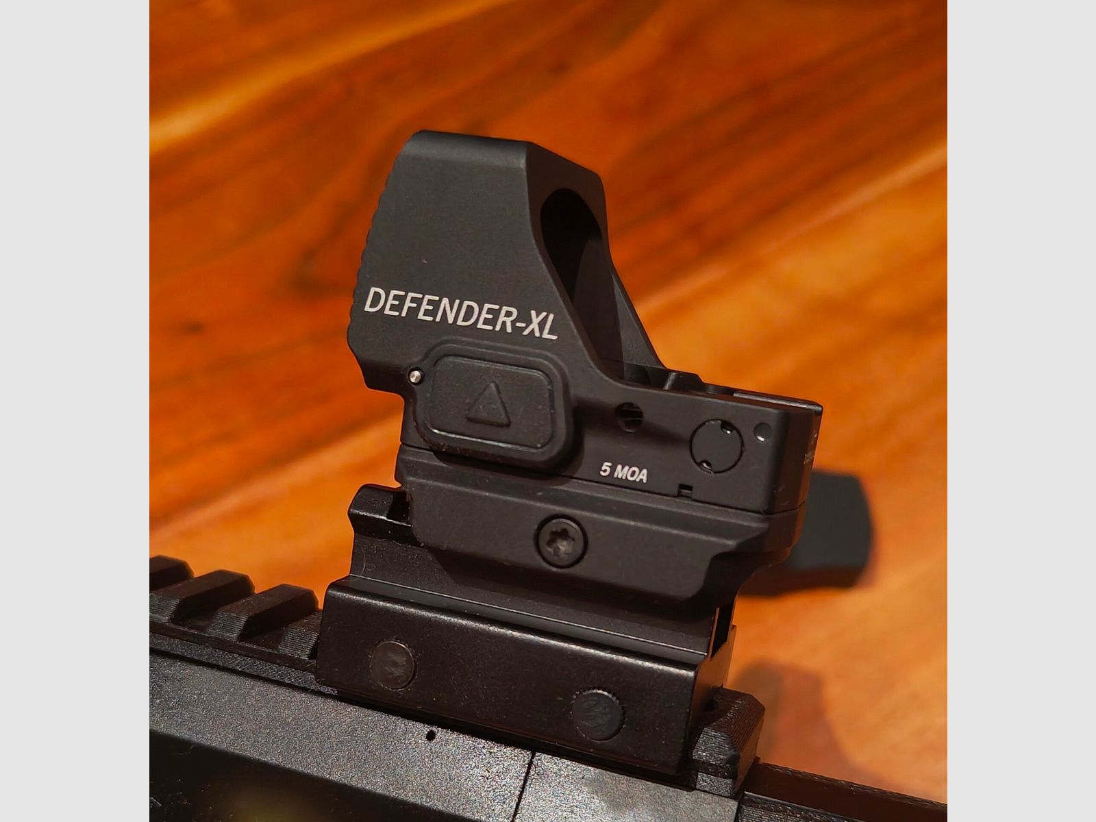 Vortex Defender XL Red Dot 5 MOA