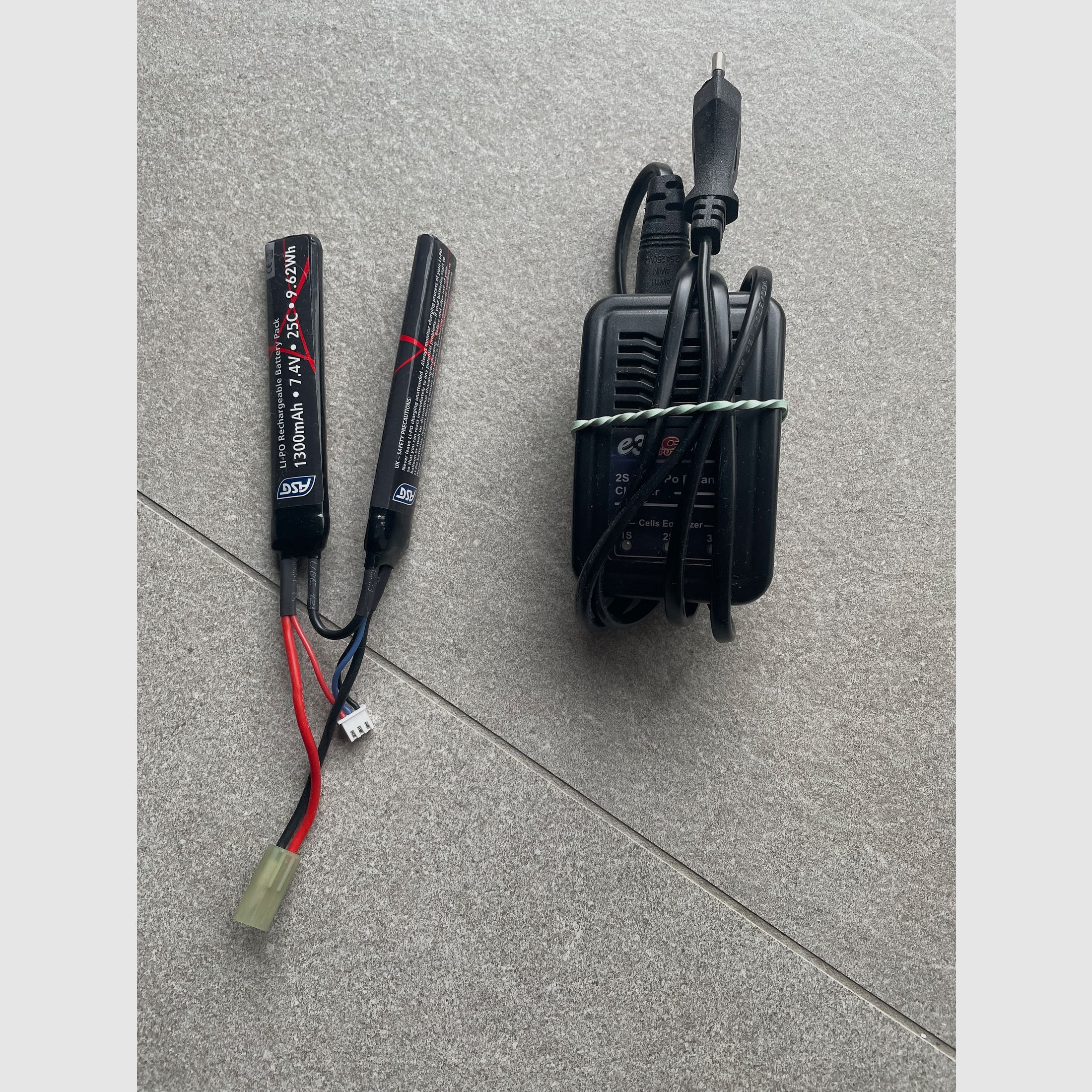 Tippmann M4 con accessori e attacchi