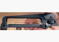 A15 / M16 Carry Handle – Mil‑Spec AR15 Visier‑Tragegriff mit Stahlbacken, Picatinny Zubehör, mit Schmiedemarke! -UNTERM HÄNDLERPREIS!