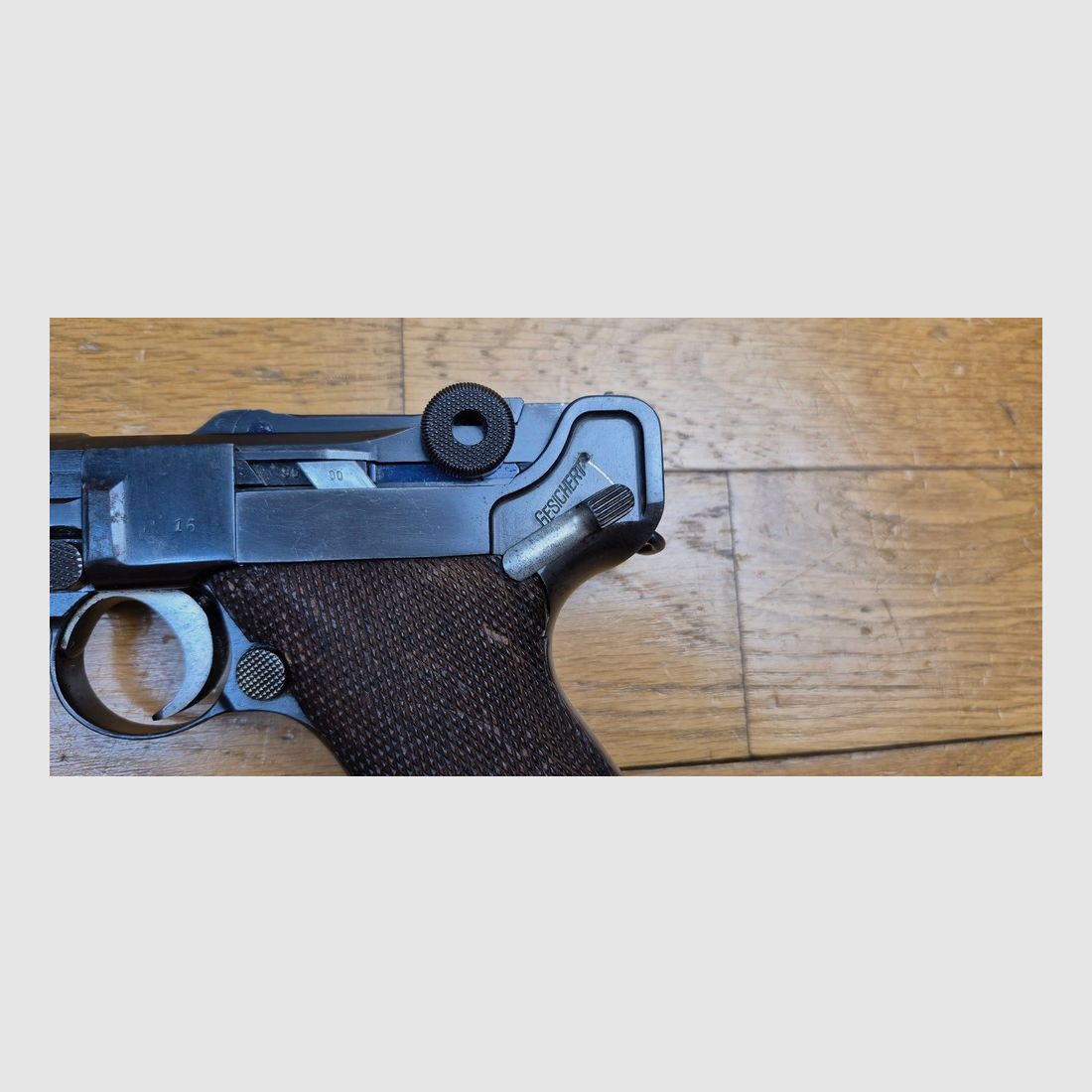 Zeer mooie Luger P08 – Fabricage "S/42" door Mauser – Zeer zeldzaam exemplaar in "G" voor 1935 – Frame type 1908-1918 nog niet versterkt na 1936 – Een van de 54.070 geproduceerde in 1935 – Zeldzaam wapen – TBE+, afbeelding 5 van 30