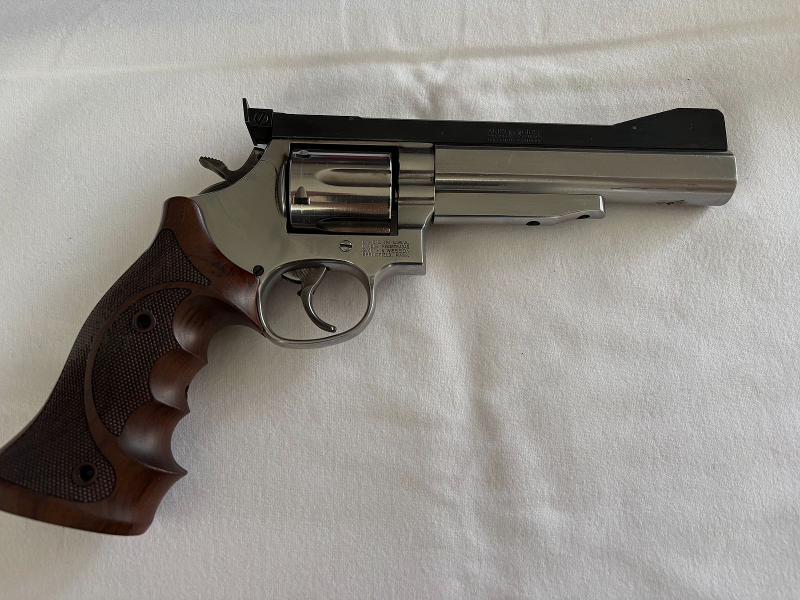 Smith & Wesson .357 Magnum Holden 1500/PPC 686-4, afbeelding 2 van 8