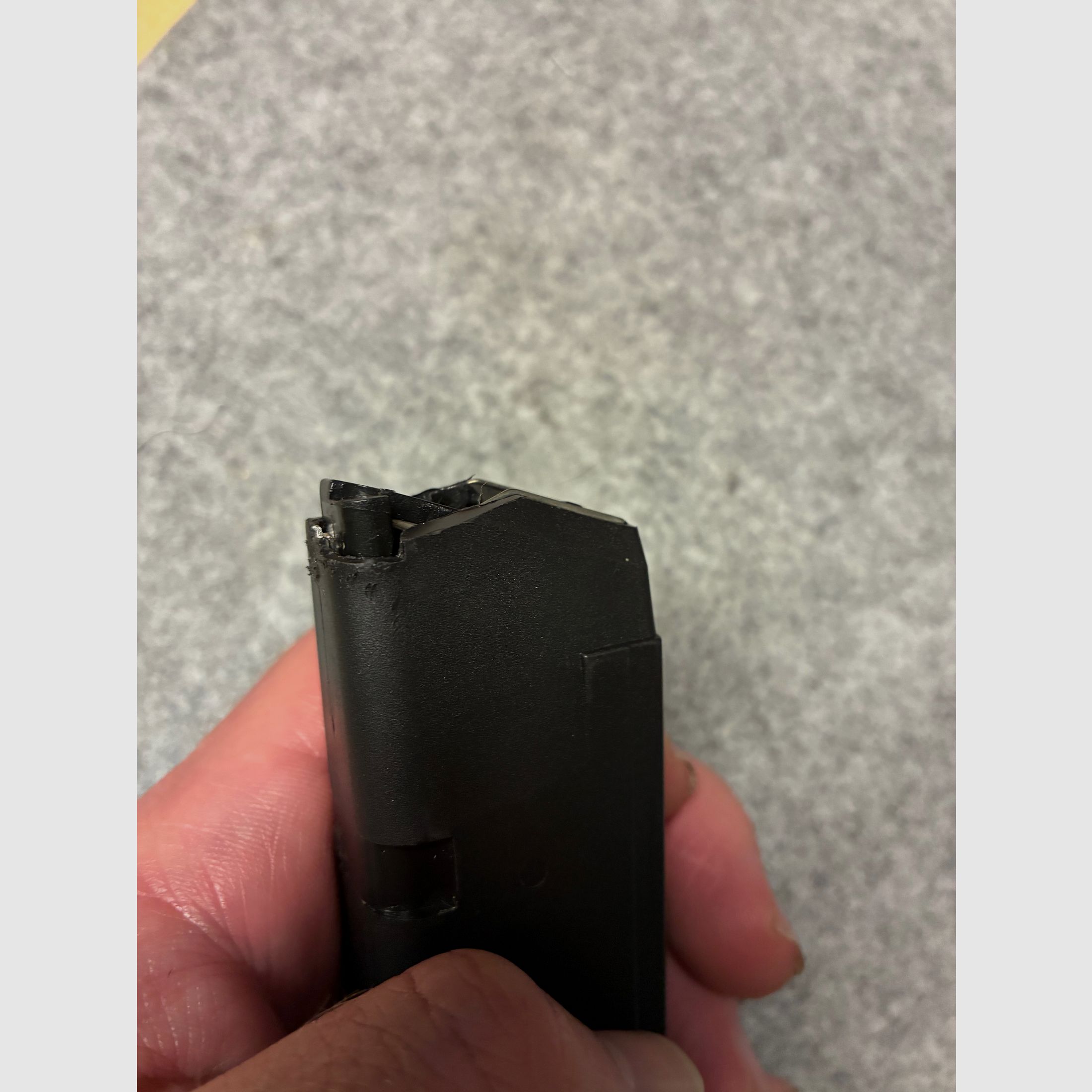 Glock 17 Magazyn 10 strzałów Gen 4 - przerobiony, w pełni sprawny