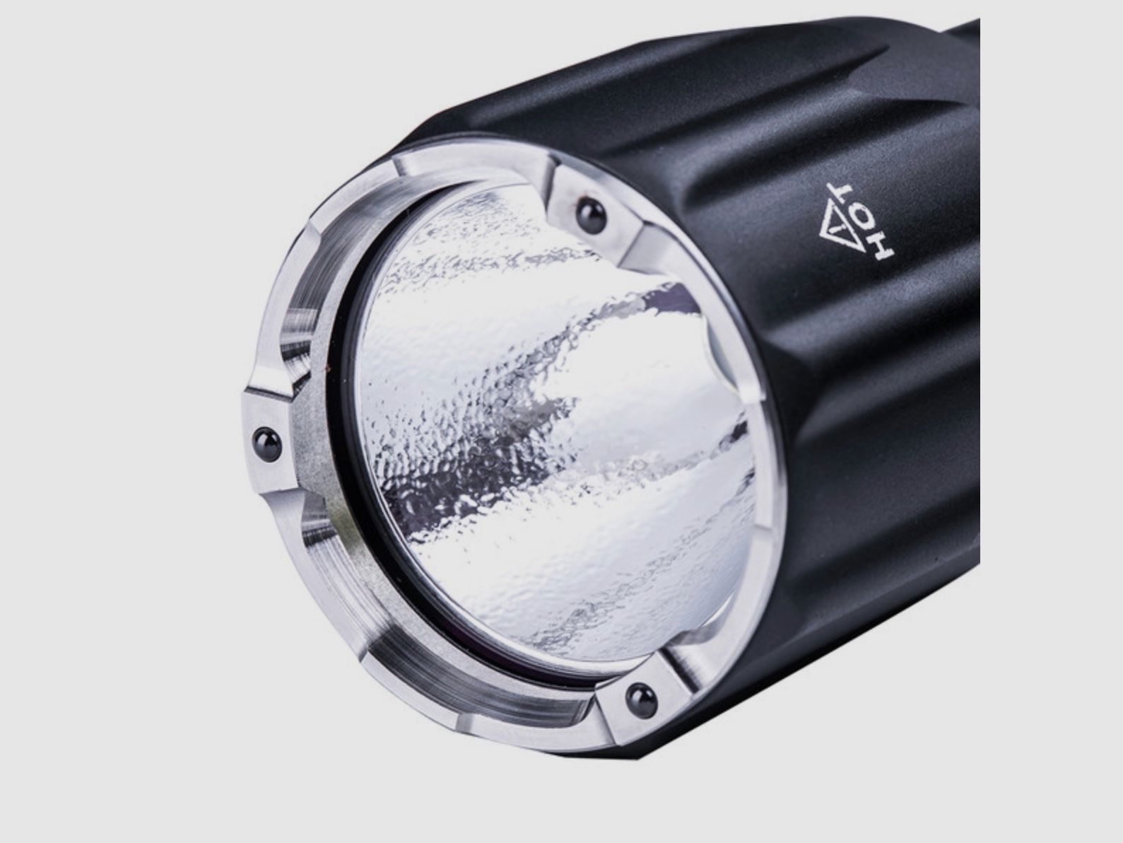 NEXTORCH TA30MAX 2100 Lumens Lampe de poche tactique LED portée de 250 m