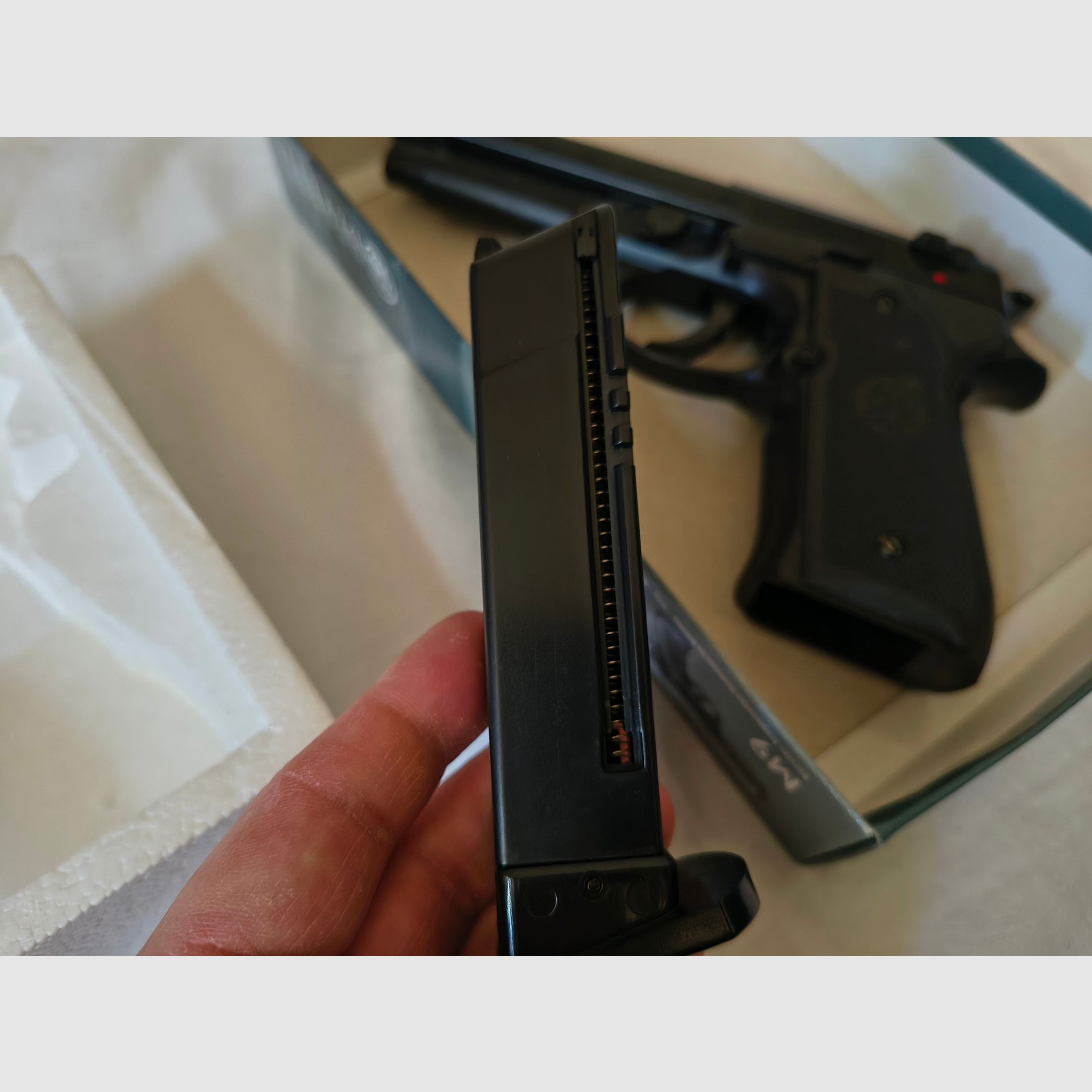 Umarex Beretta M9 Airsoft Pistole (Preis VB)